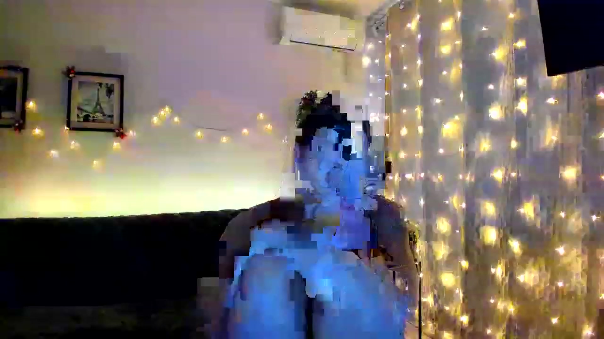 Gallery image thumbnail from WaveOfLove's myfreecams stream on, 12/21/2022, 12:42 image 12 of 20