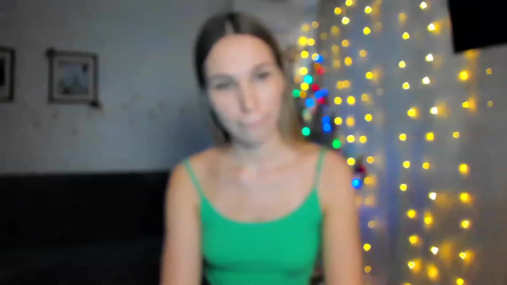 Gallery image thumbnail from WaveOfLove's myfreecams stream on, 12/30/2022, 12:43 image 2 of 20