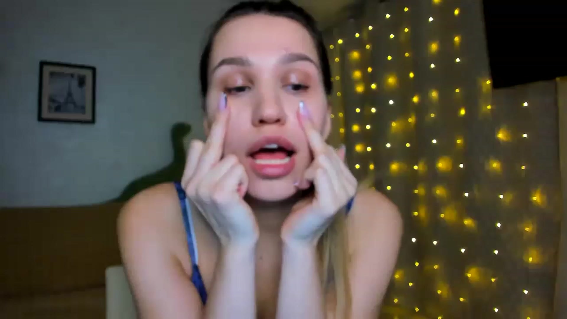 Gallery image thumbnail from WaveOfLove's myfreecams stream on, 01/21/2023, 18:22 image 18 of 20