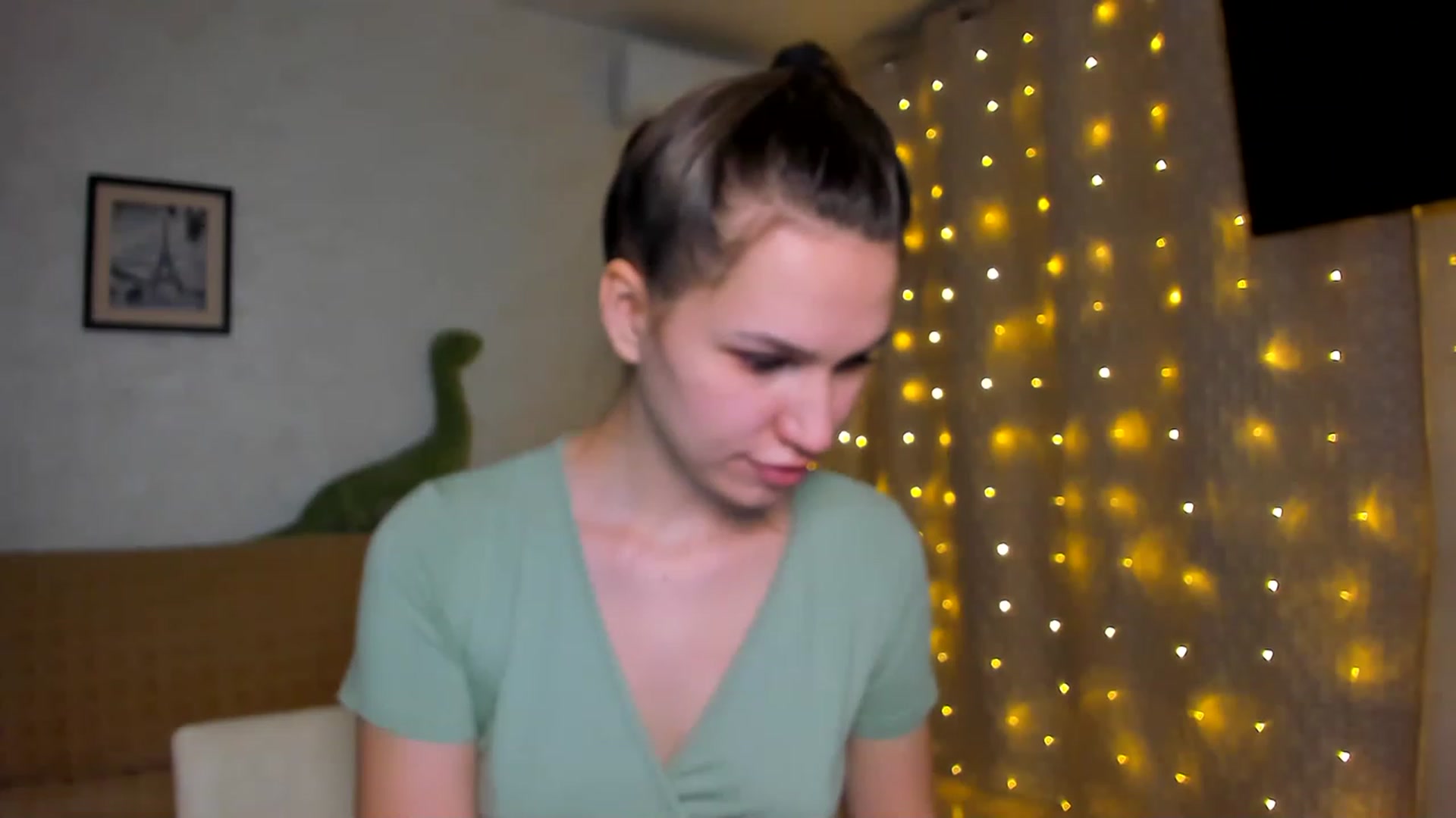 Gallery image thumbnail from WaveOfLove's myfreecams stream on, 01/21/2023, 19:30 image 7 of 20