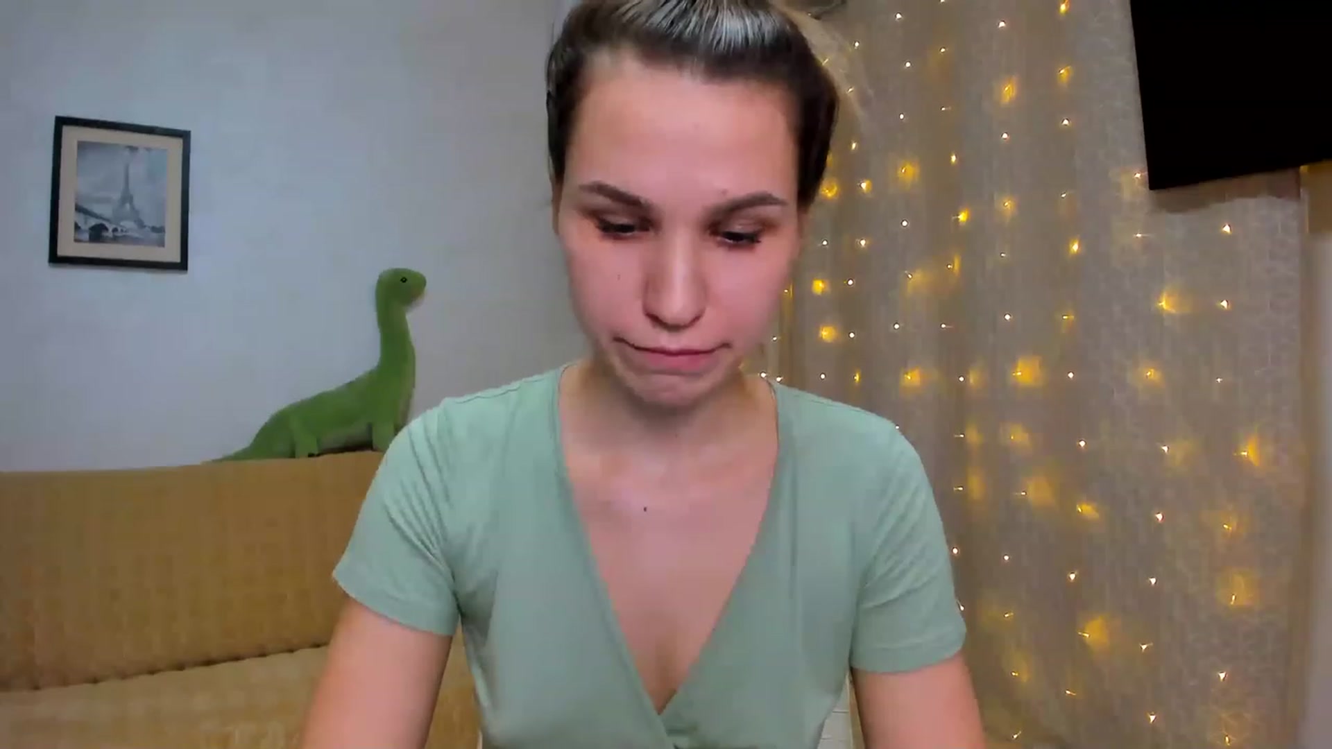 Gallery image thumbnail from WaveOfLove's myfreecams stream on, 01/21/2023, 20:43 image 10 of 20