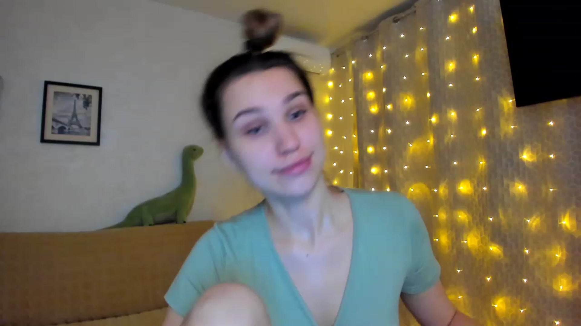 Gallery image thumbnail from WaveOfLove's myfreecams stream on, 01/21/2023, 21:31 image 11 of 20