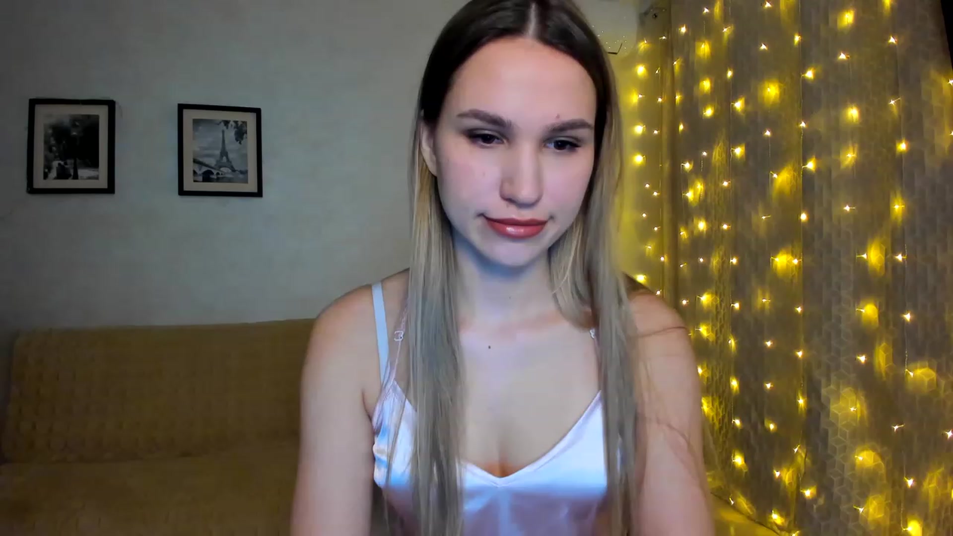 Gallery image thumbnail from WaveOfLove's myfreecams stream on, 01/27/2023, 14:48 image 12 of 20