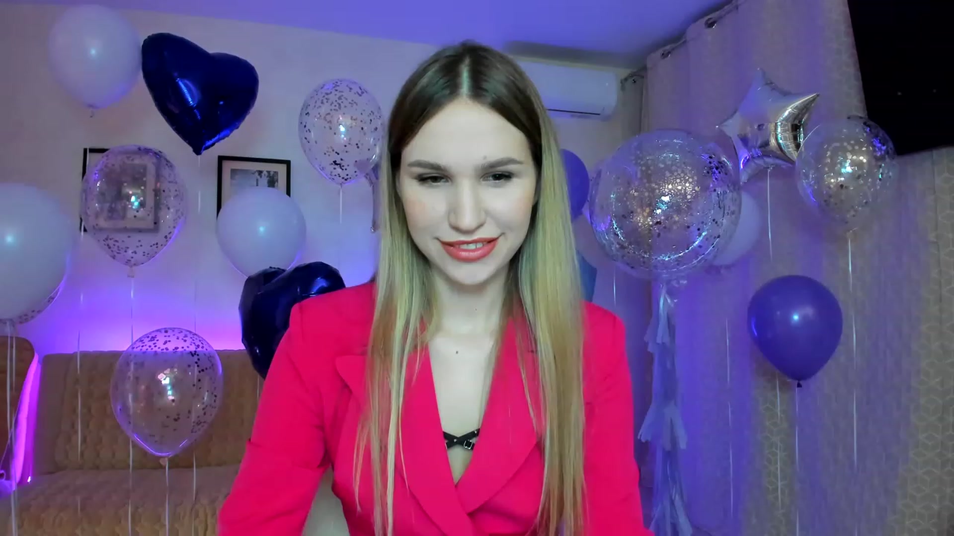 Gallery image thumbnail from WaveOfLove's myfreecams stream on, 01/28/2023, 15:32 image 5 of 20