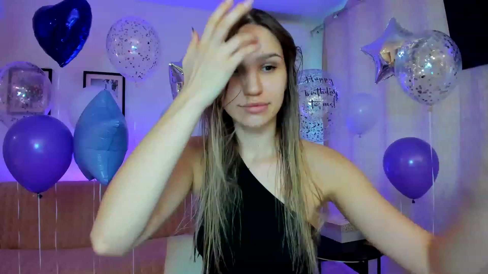 Gallery image thumbnail from WaveOfLove's myfreecams stream on, 01/29/2023, 13:05 image 4 of 20