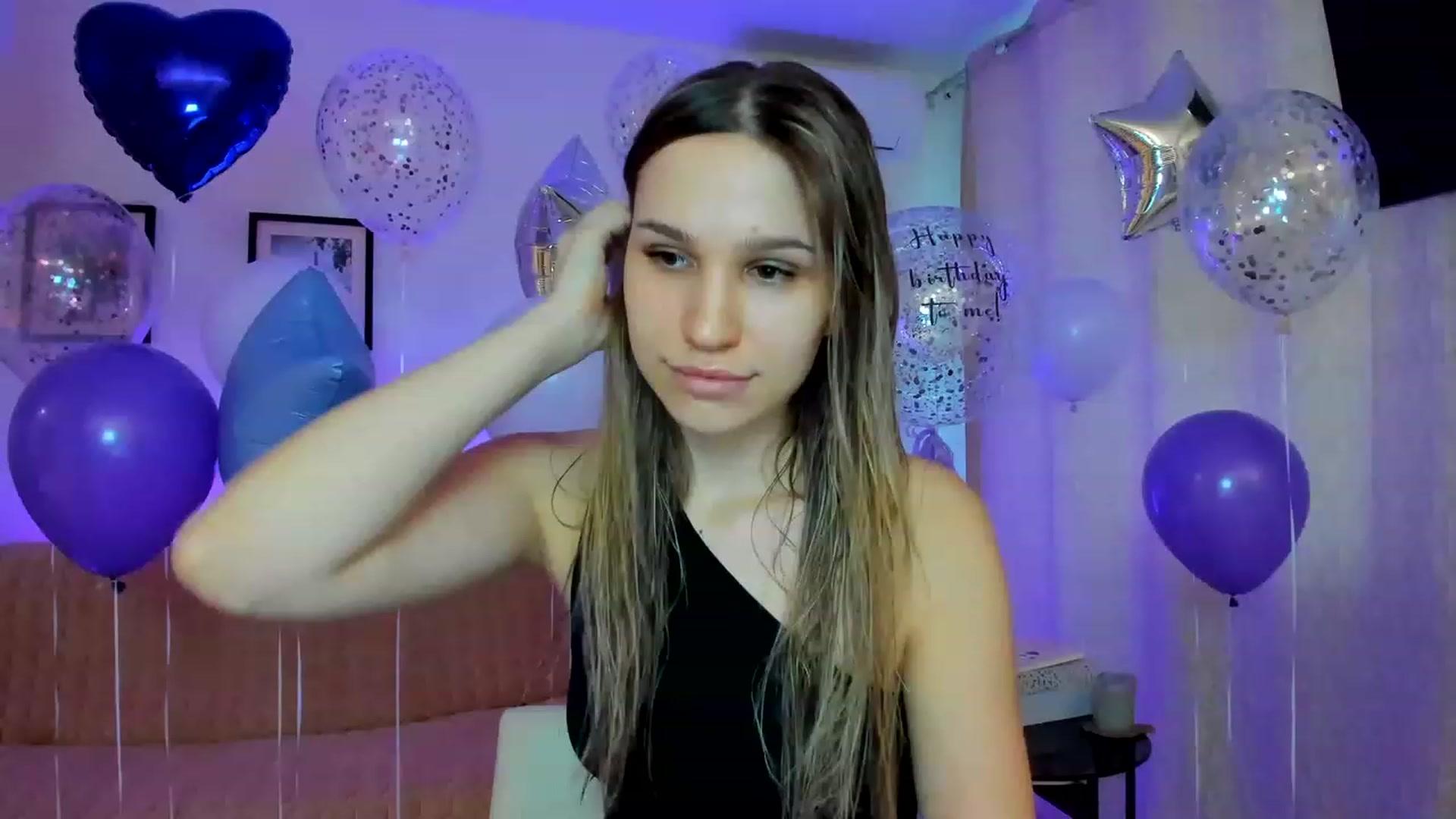 Gallery image thumbnail from WaveOfLove's myfreecams stream on, 01/29/2023, 13:05 image 2 of 20