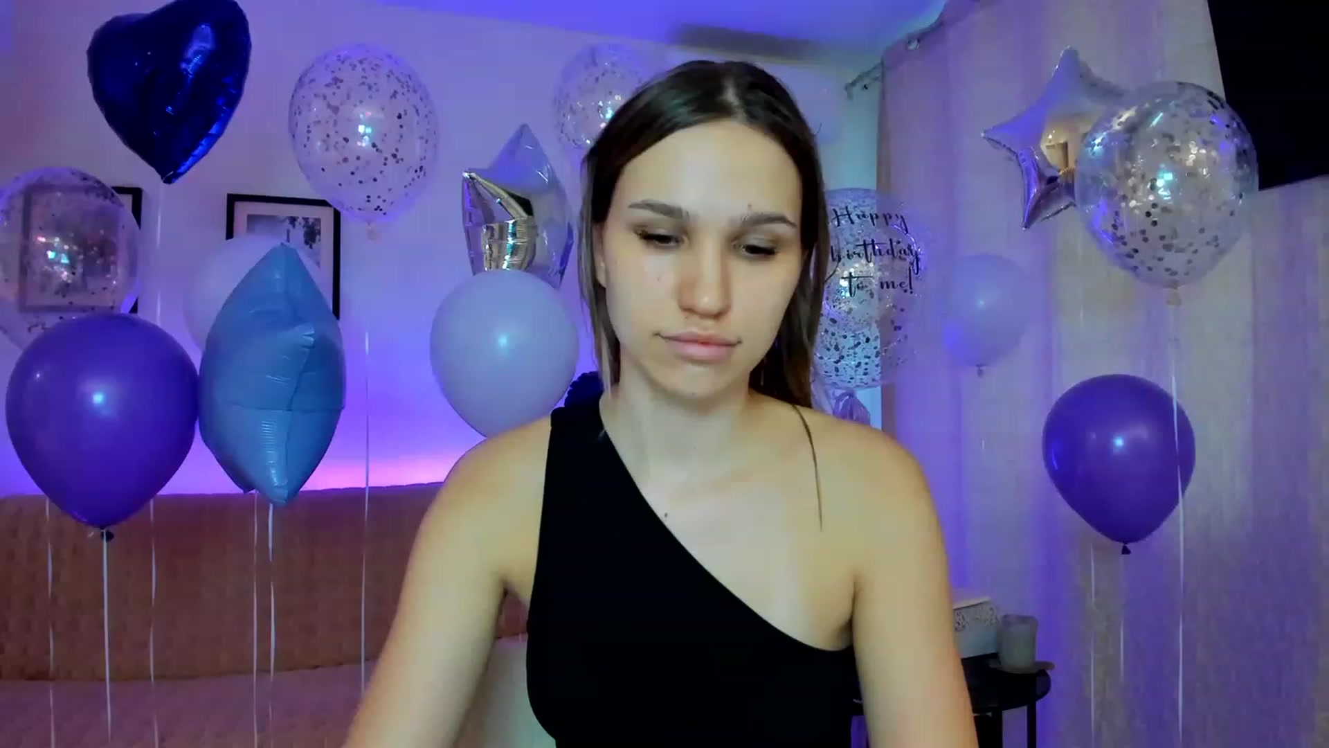 Gallery image thumbnail from WaveOfLove's myfreecams stream on, 01/29/2023, 13:05 image 6 of 20