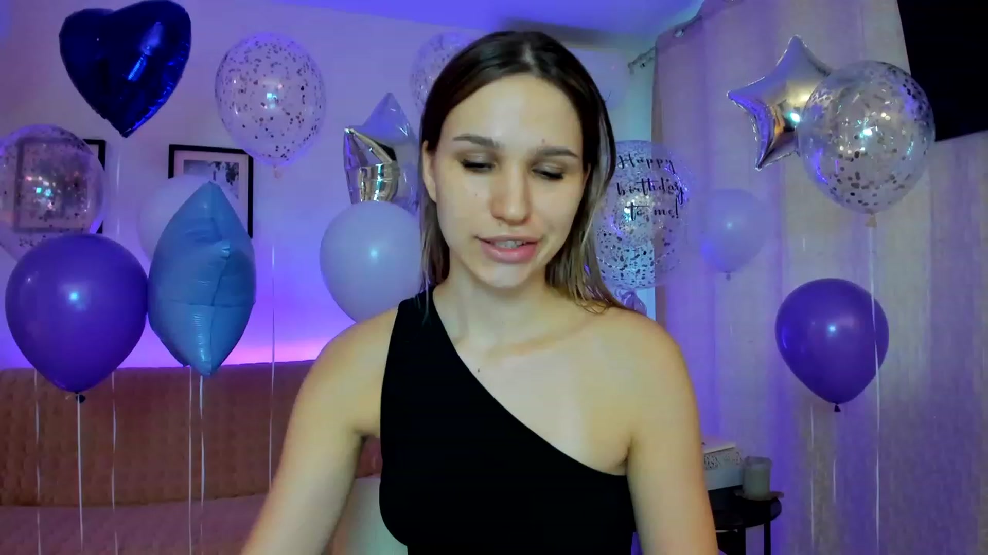 Gallery image thumbnail from WaveOfLove's myfreecams stream on, 01/29/2023, 13:05 image 1 of 20