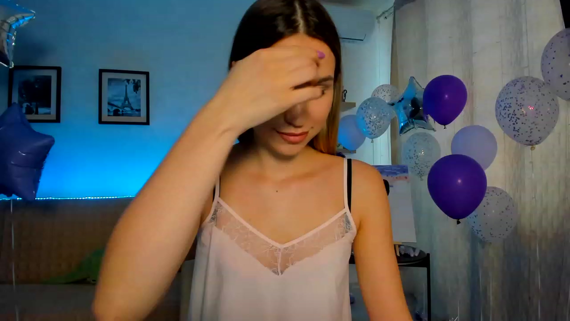 Gallery image thumbnail from WaveOfLove's myfreecams stream on, 02/13/2023, 12:10 image 1 of 20