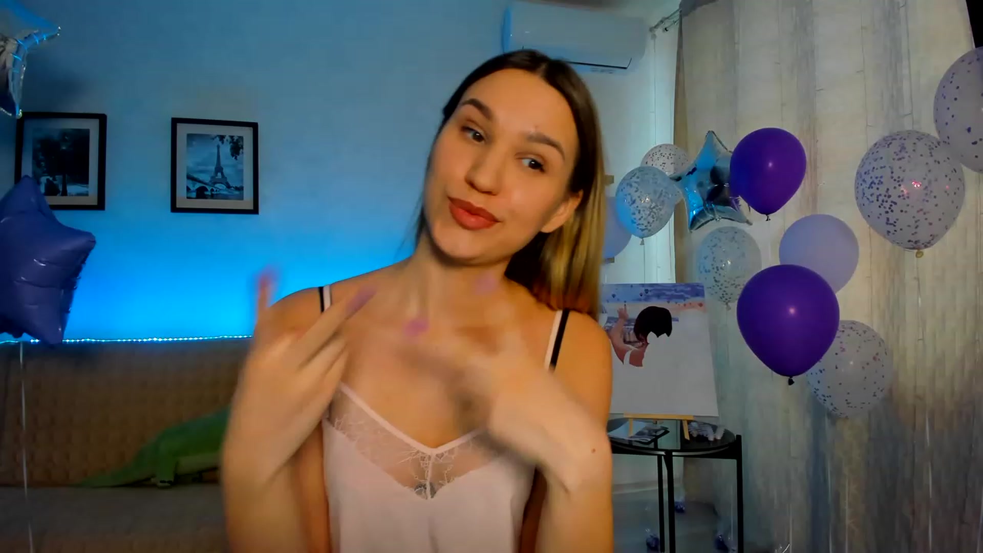Gallery image thumbnail from WaveOfLove's myfreecams stream on, 02/13/2023, 12:10 image 2 of 20
