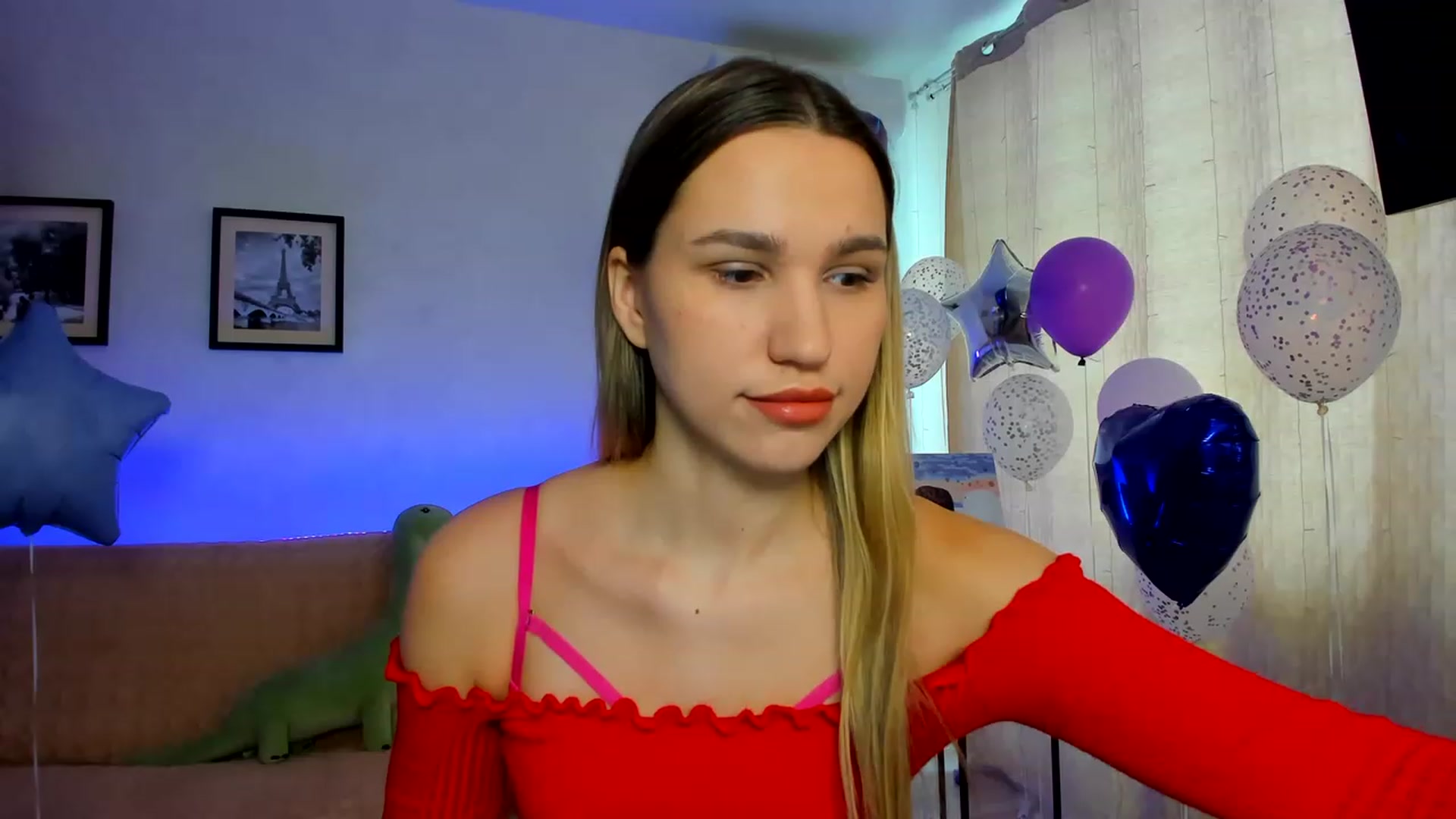 Gallery image thumbnail from WaveOfLove's myfreecams stream on, 02/14/2023, 11:13 image 4 of 20