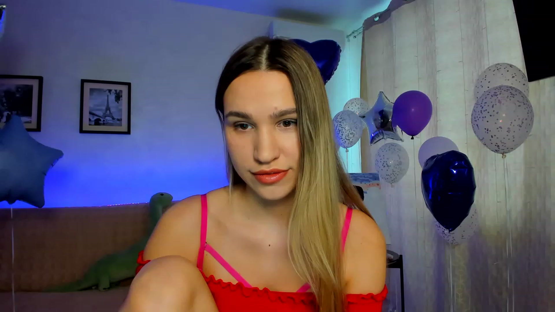 Gallery image thumbnail from WaveOfLove's myfreecams stream on, 02/14/2023, 11:13 image 13 of 20