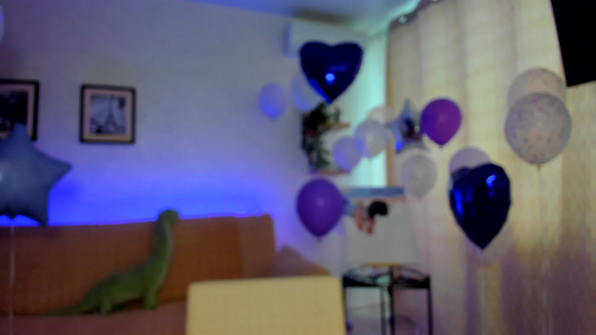 Gallery image thumbnail from WaveOfLove's myfreecams stream on, 02/14/2023, 12:35 image 3 of 20