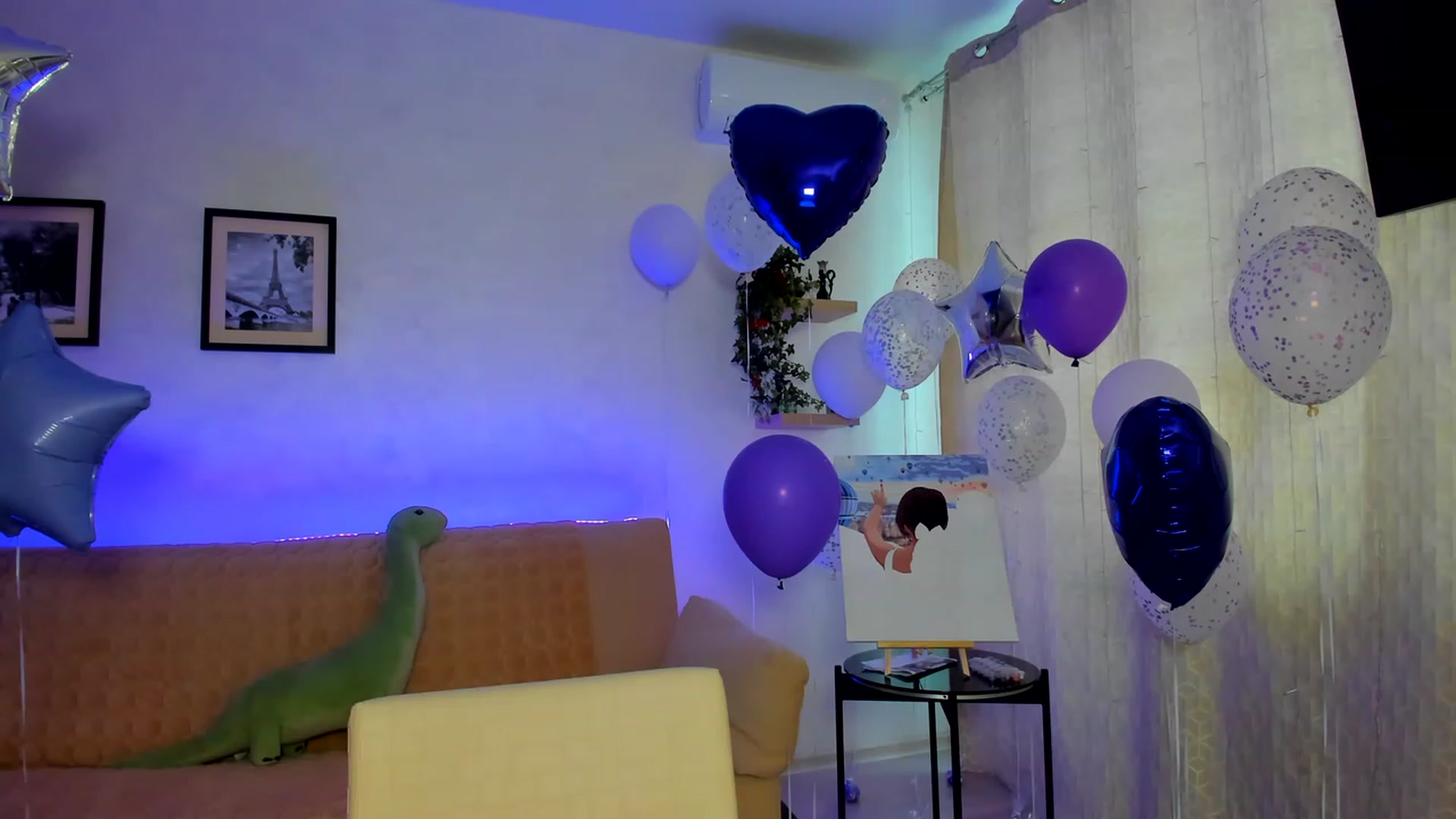 Gallery image thumbnail from WaveOfLove's myfreecams stream on, 02/14/2023, 12:35 image 11 of 20