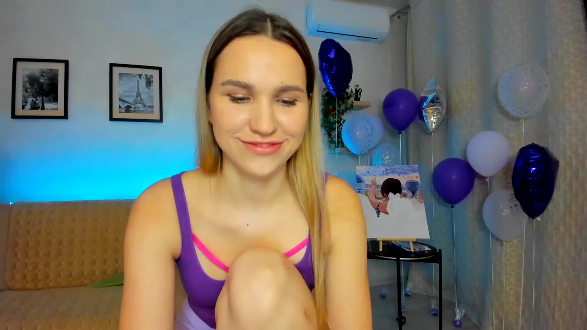 Gallery image thumbnail from WaveOfLove's myfreecams stream on, 02/17/2023, 18:49 image 7 of 20