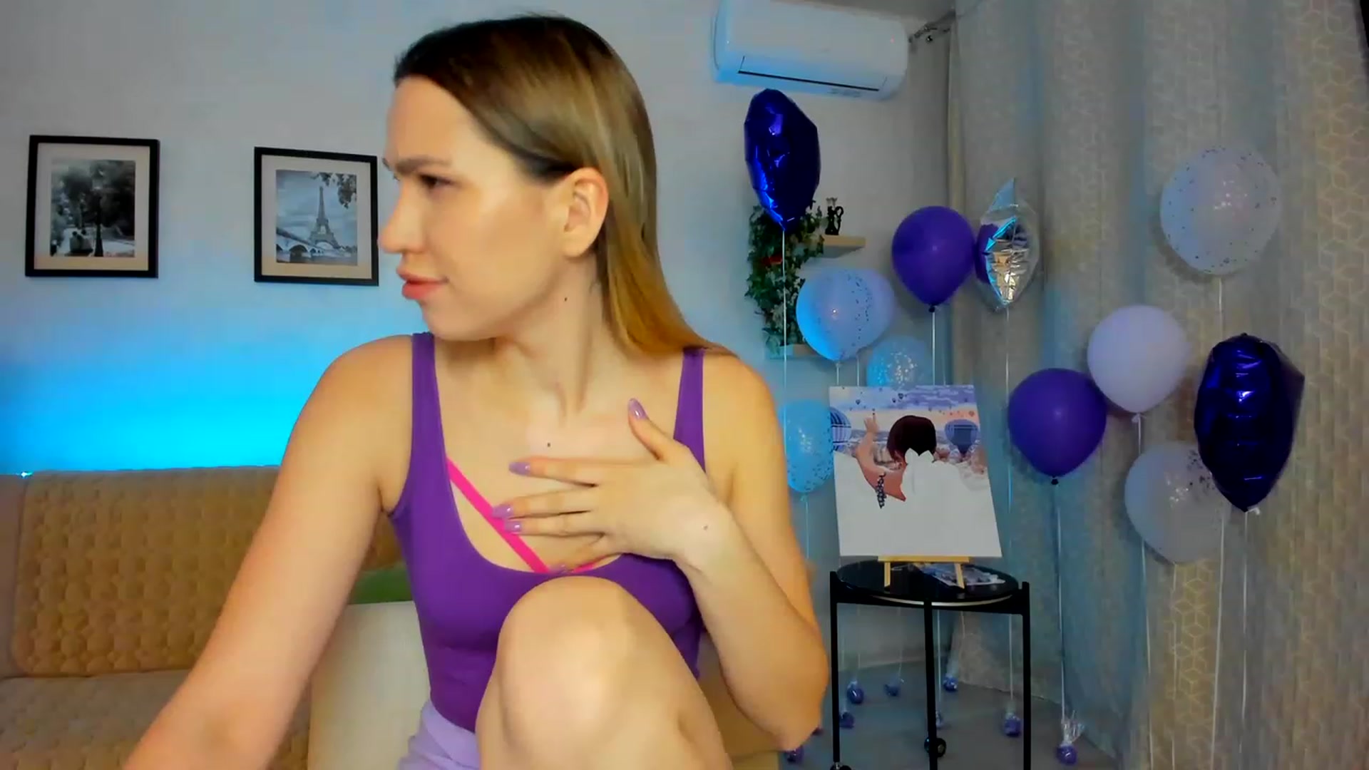 Gallery image thumbnail from WaveOfLove's myfreecams stream on, 02/17/2023, 18:49 image 8 of 20