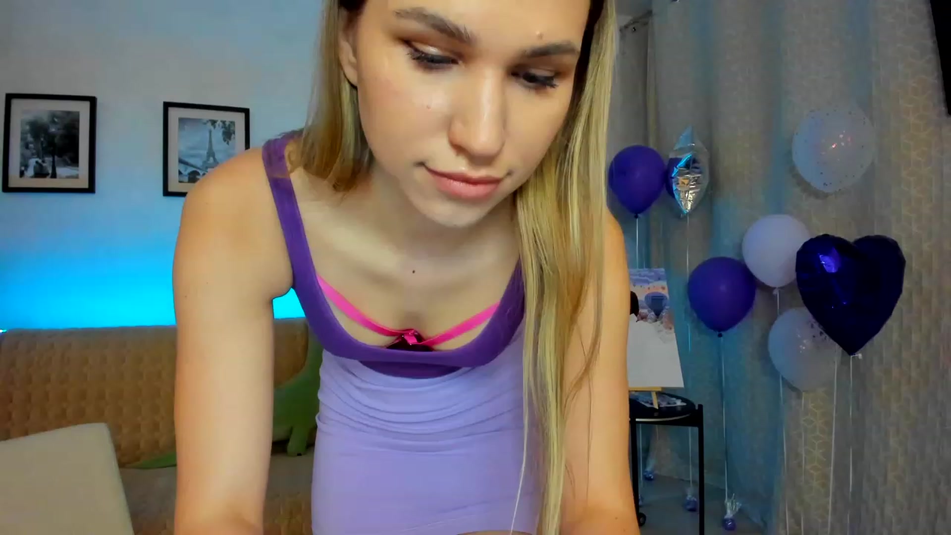 Gallery image thumbnail from WaveOfLove's myfreecams stream on, 02/17/2023, 19:45 image 3 of 20