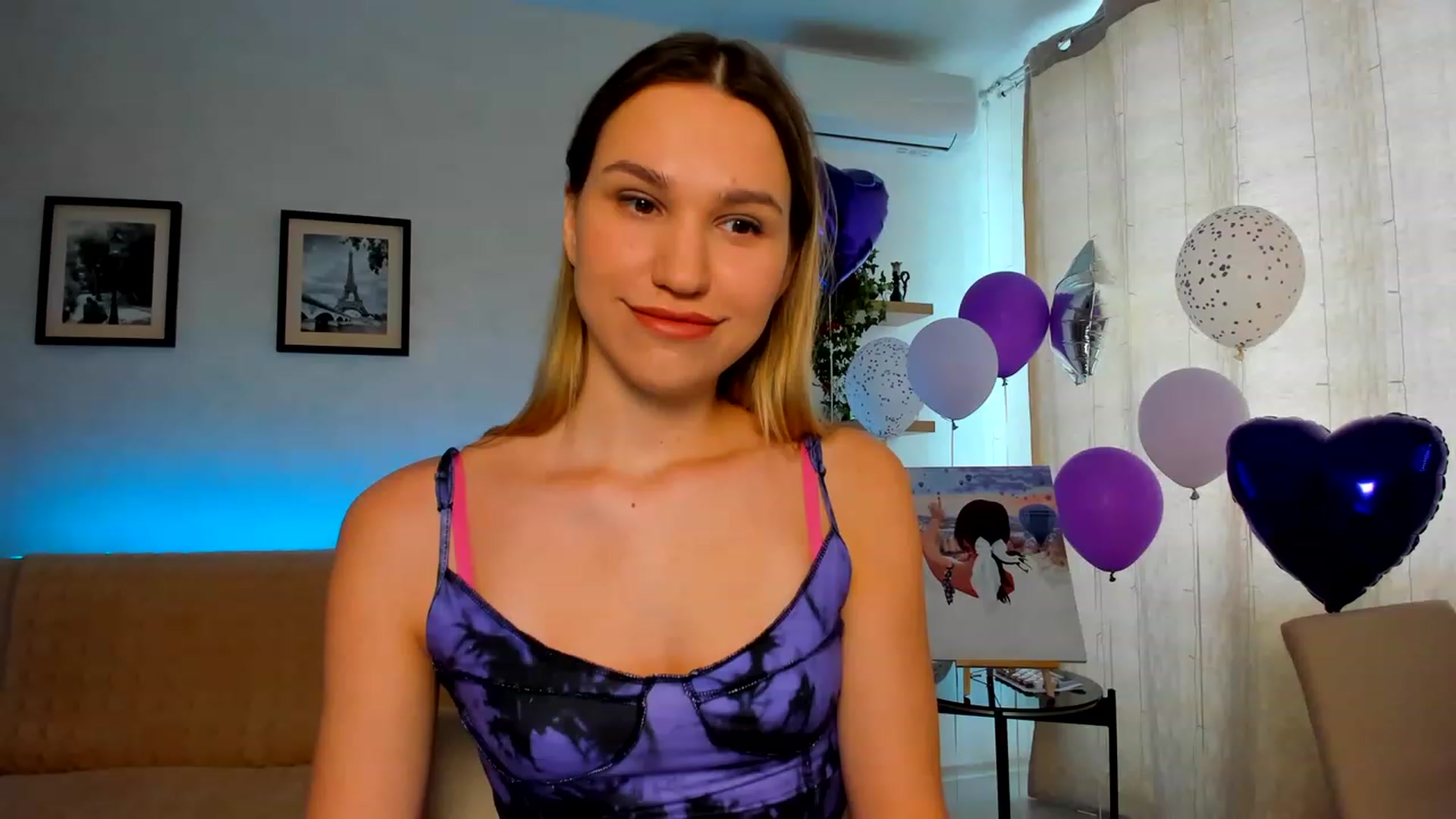 Gallery image thumbnail from WaveOfLove's myfreecams stream on, 02/19/2023, 11:37 image 19 of 20