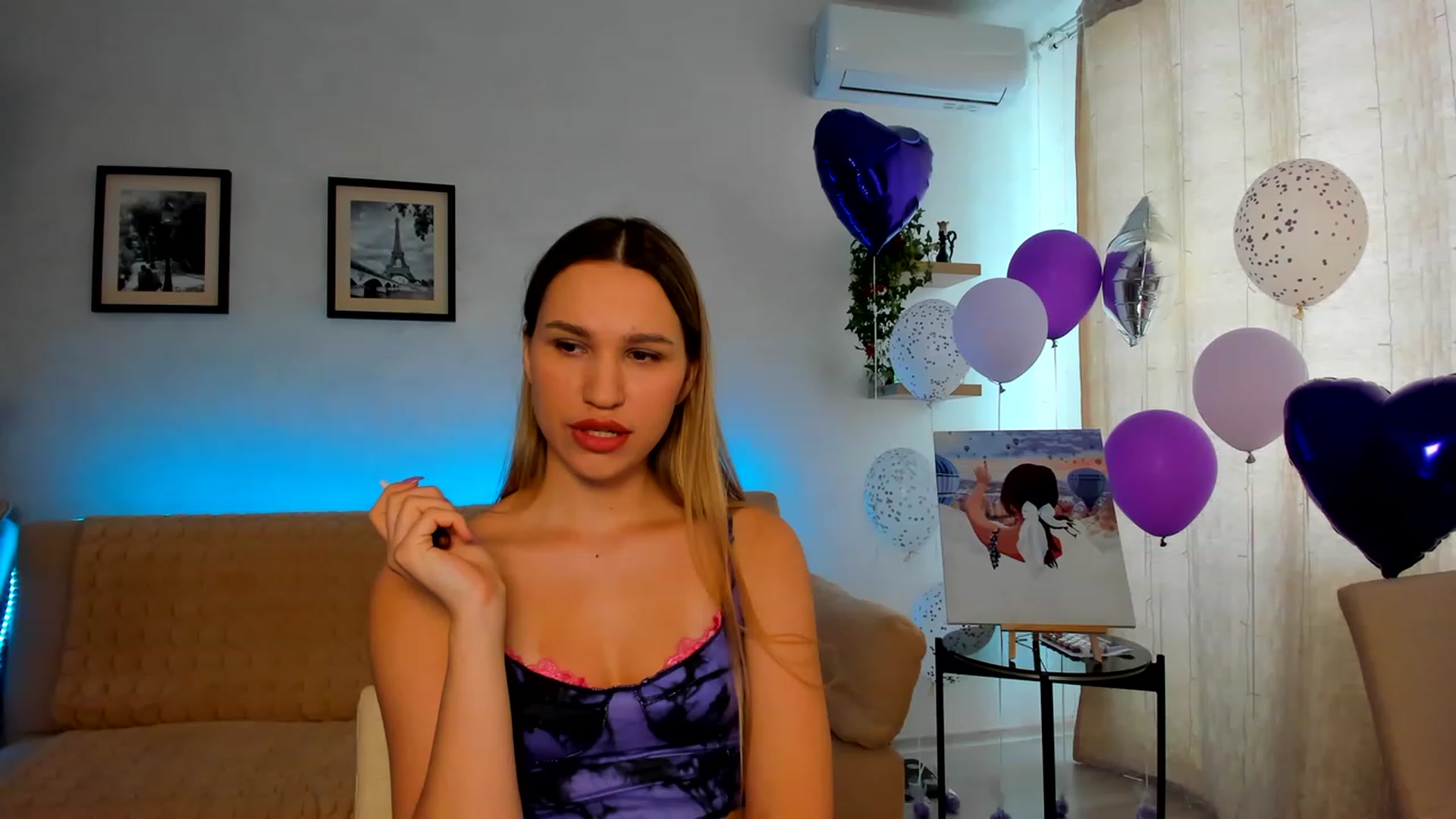 Gallery image thumbnail from WaveOfLove's myfreecams stream on, 02/19/2023, 11:37 image 10 of 20