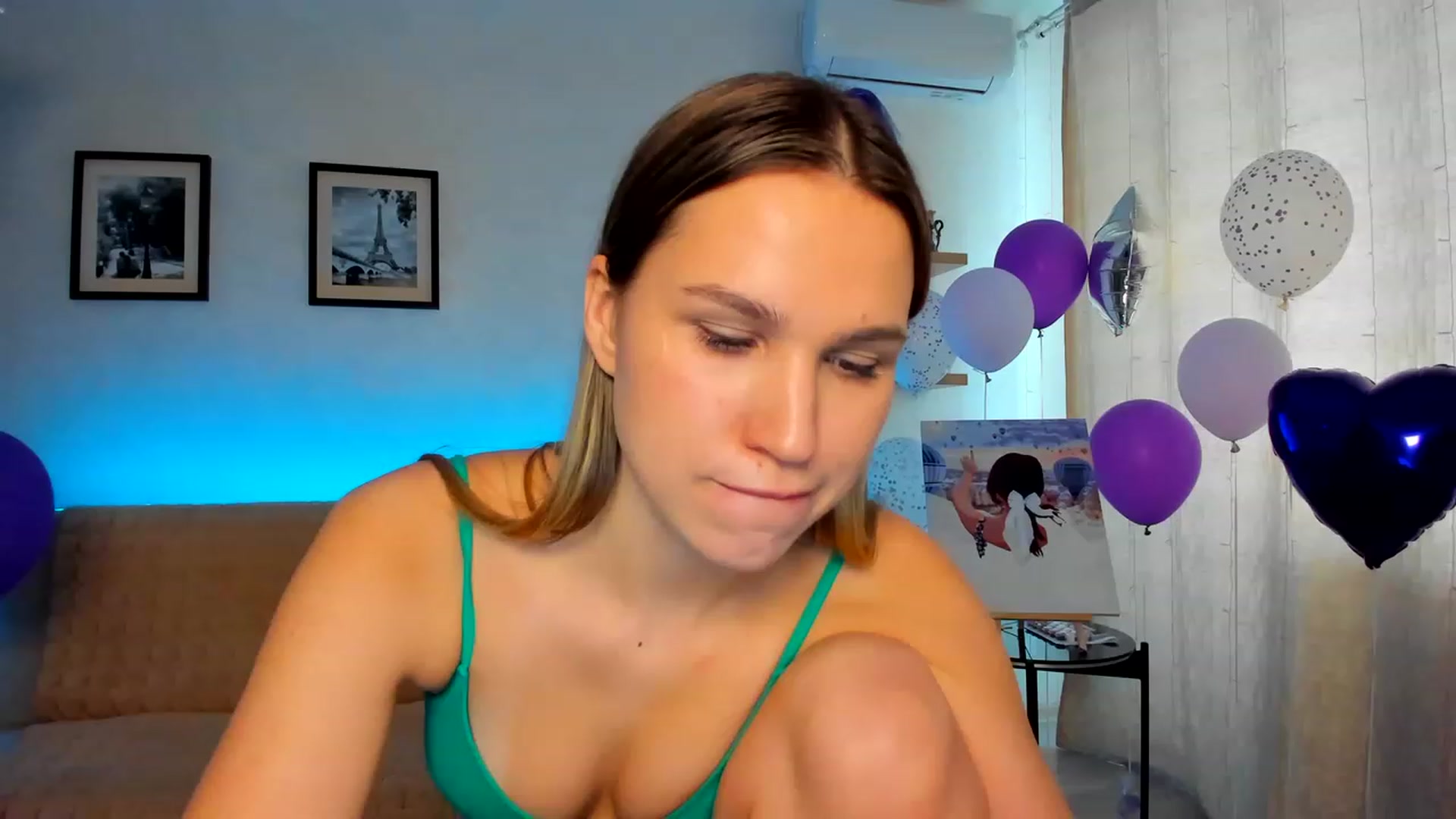 Gallery image thumbnail from WaveOfLove's myfreecams stream on, 02/19/2023, 14:21 image 1 of 20