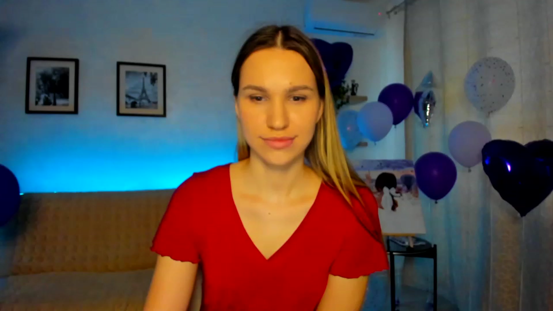 Gallery image thumbnail from WaveOfLove's myfreecams stream on, 02/19/2023, 14:21 image 14 of 20