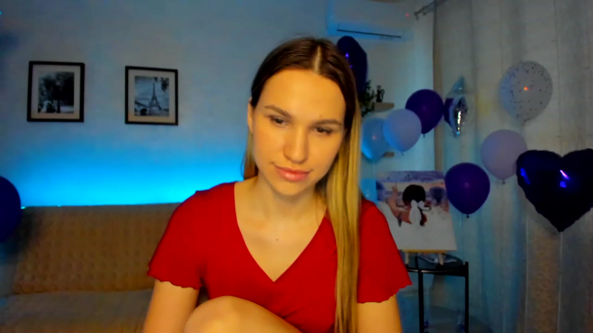 Gallery image thumbnail from WaveOfLove's myfreecams stream on, 02/19/2023, 14:21 image 15 of 20