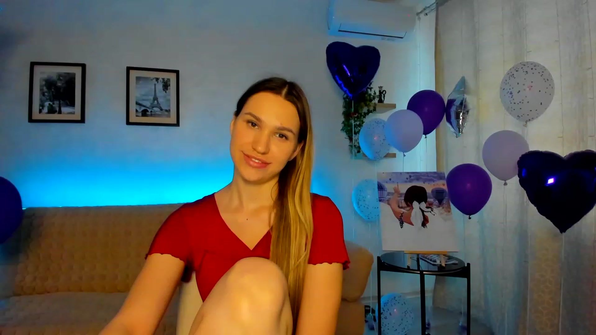 Gallery image thumbnail from WaveOfLove's myfreecams stream on, 02/19/2023, 14:21 image 8 of 20