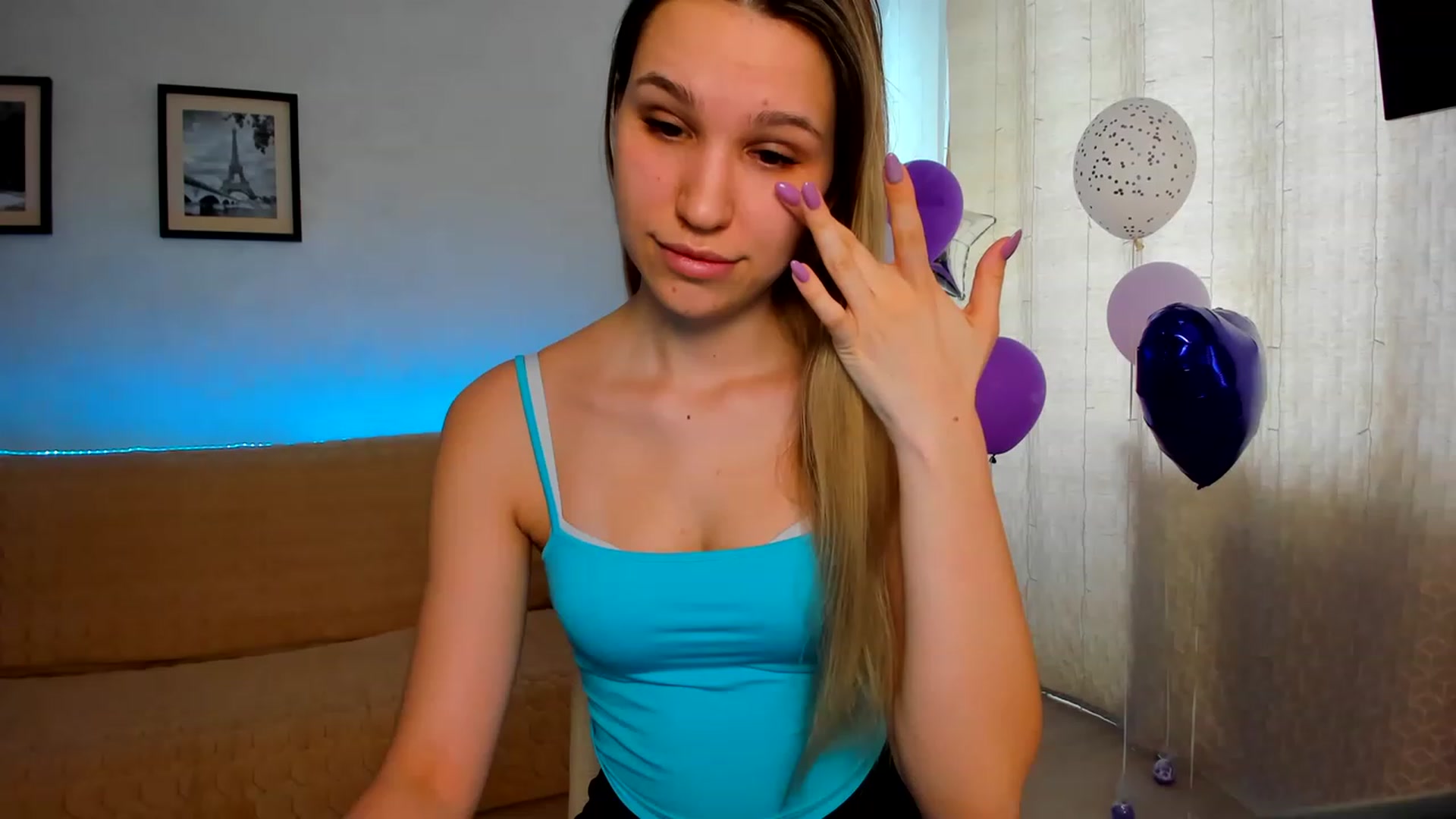 Gallery image thumbnail from WaveOfLove's myfreecams stream on, 02/21/2023, 08:30 image 4 of 20
