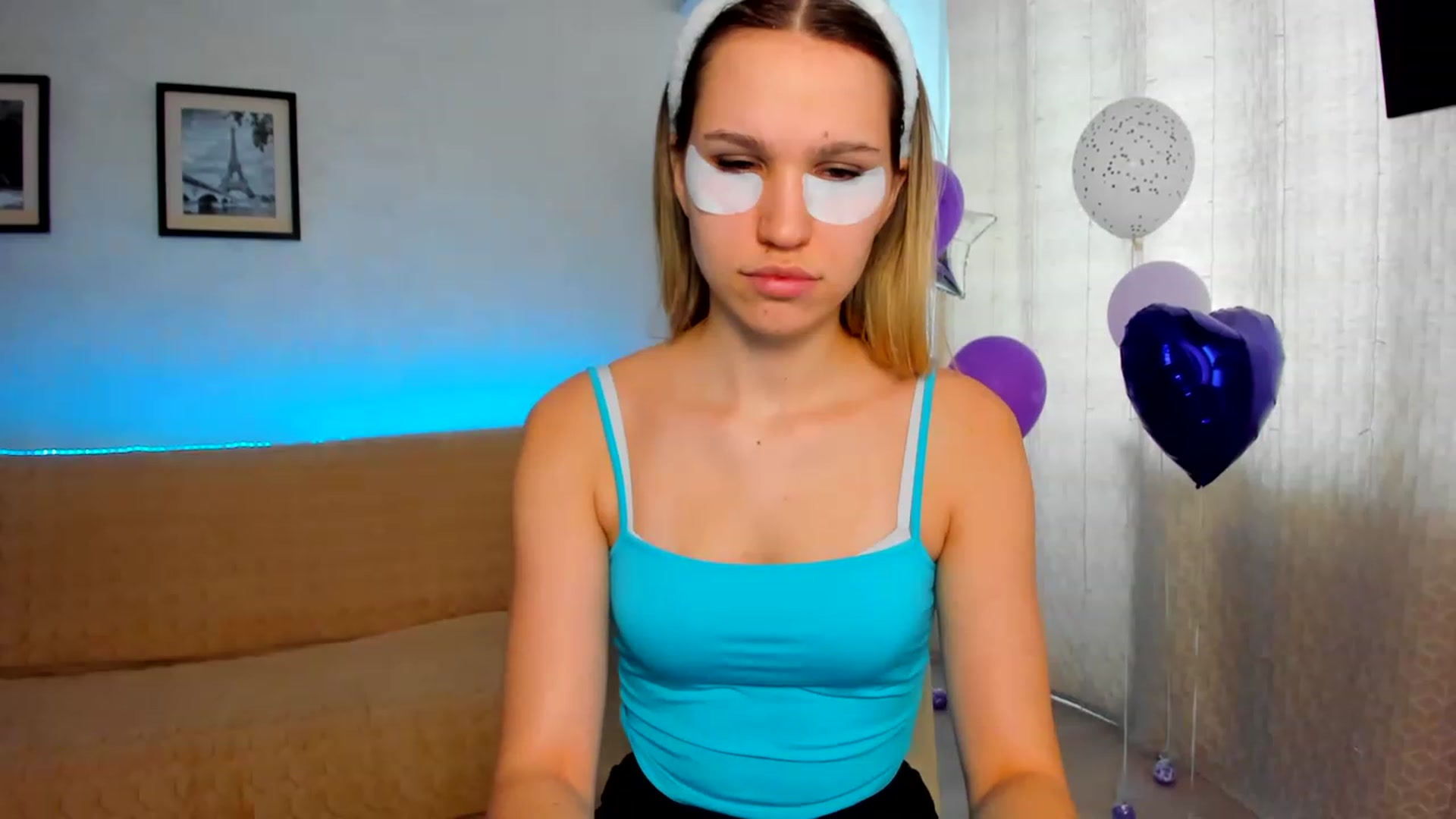 Gallery image thumbnail from WaveOfLove's myfreecams stream on, 02/21/2023, 08:30 image 17 of 20