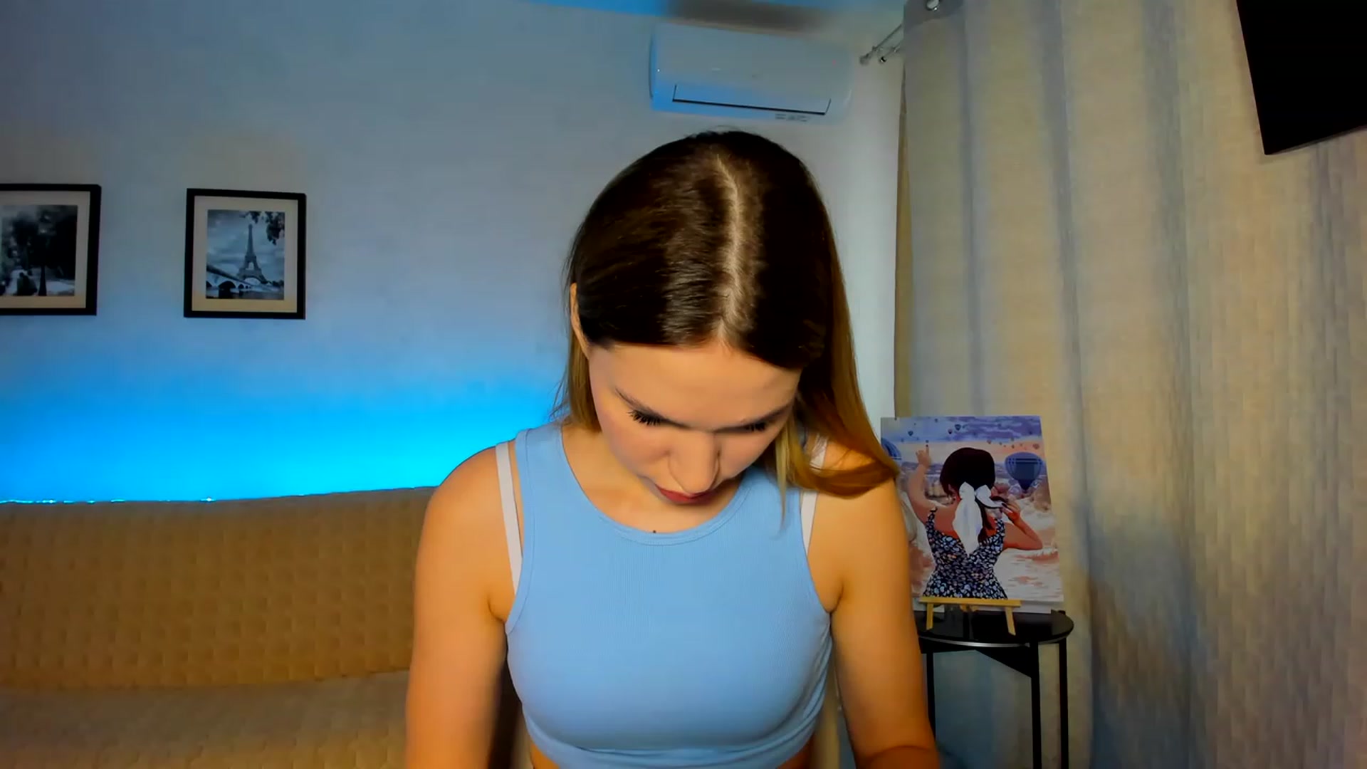 Gallery image thumbnail from WaveOfLove's myfreecams stream on, 03/09/2023, 09:53 image 16 of 20