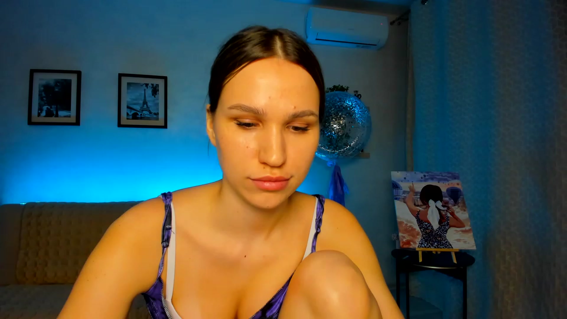 Gallery image thumbnail from WaveOfLove's myfreecams stream on, 03/11/2023, 17:46 image 12 of 20