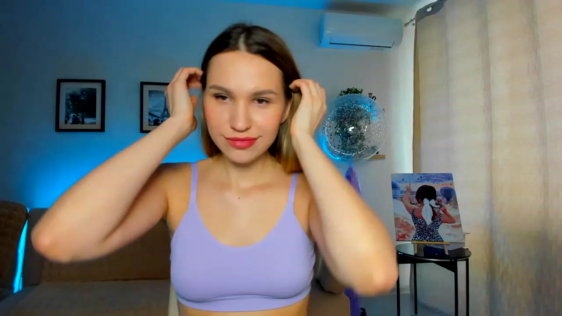 Gallery image thumbnail from WaveOfLove's myfreecams stream on, 03/13/2023, 11:29 image 17 of 20