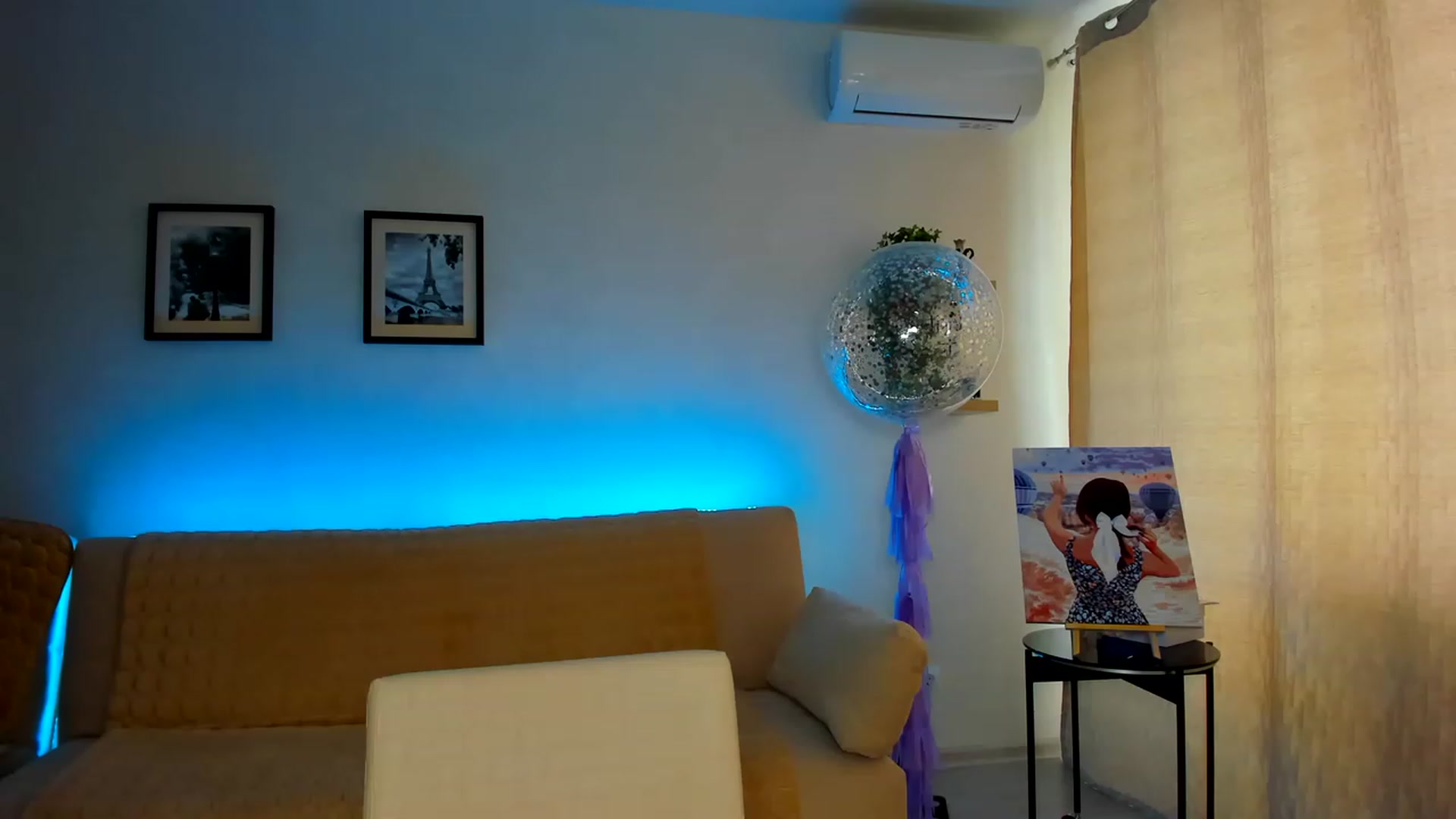 Gallery image thumbnail from WaveOfLove's myfreecams stream on, 03/13/2023, 11:29 image 6 of 20