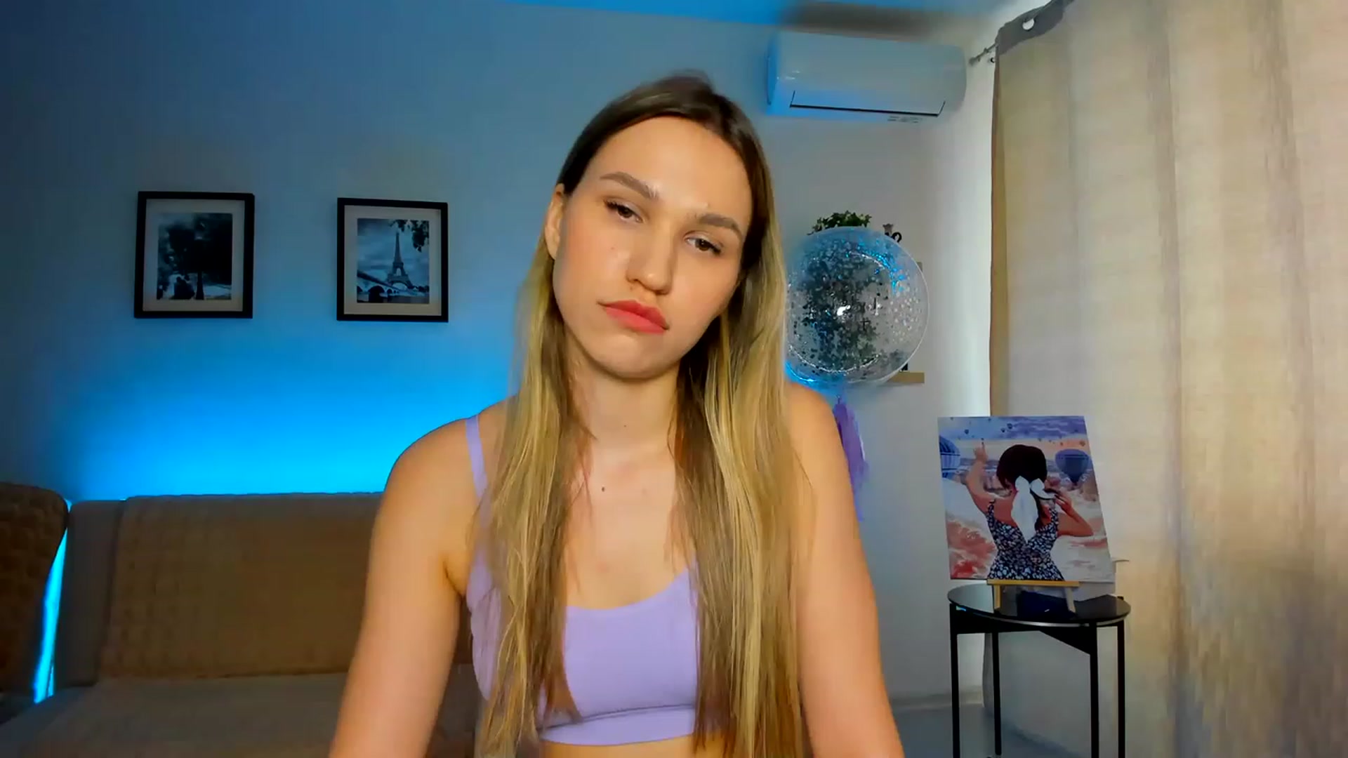 Gallery image thumbnail from WaveOfLove's myfreecams stream on, 03/13/2023, 12:36 image 16 of 20