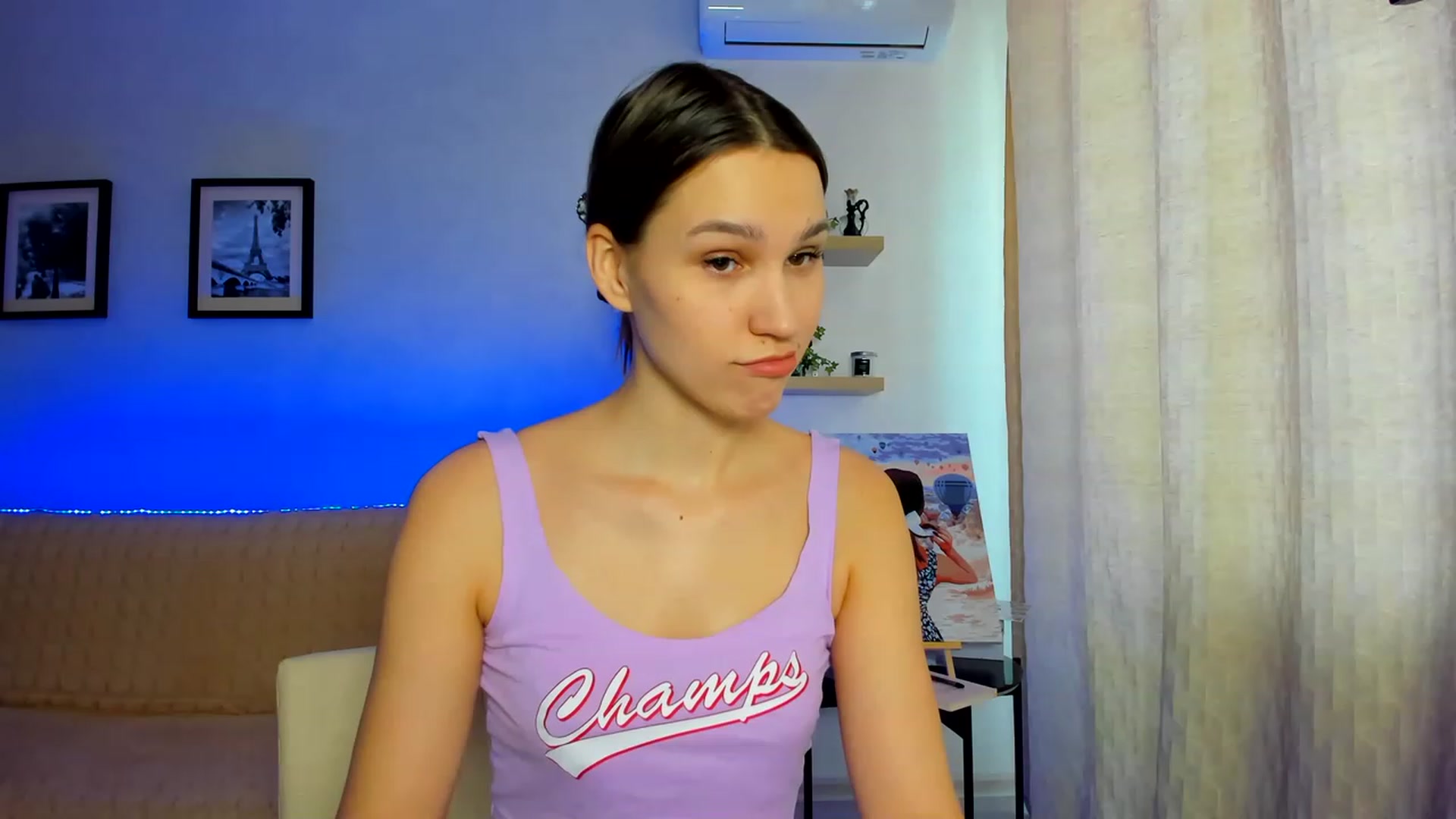 Gallery image thumbnail from WaveOfLove's myfreecams stream on, 03/14/2023, 11:43 image 7 of 20
