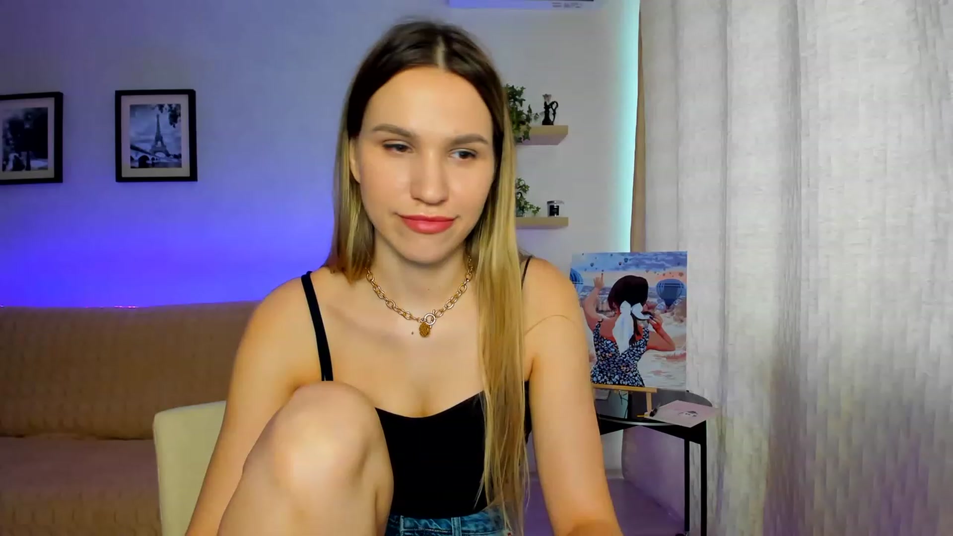 Gallery image thumbnail from WaveOfLove's myfreecams stream on, 03/18/2023, 10:13 image 2 of 20