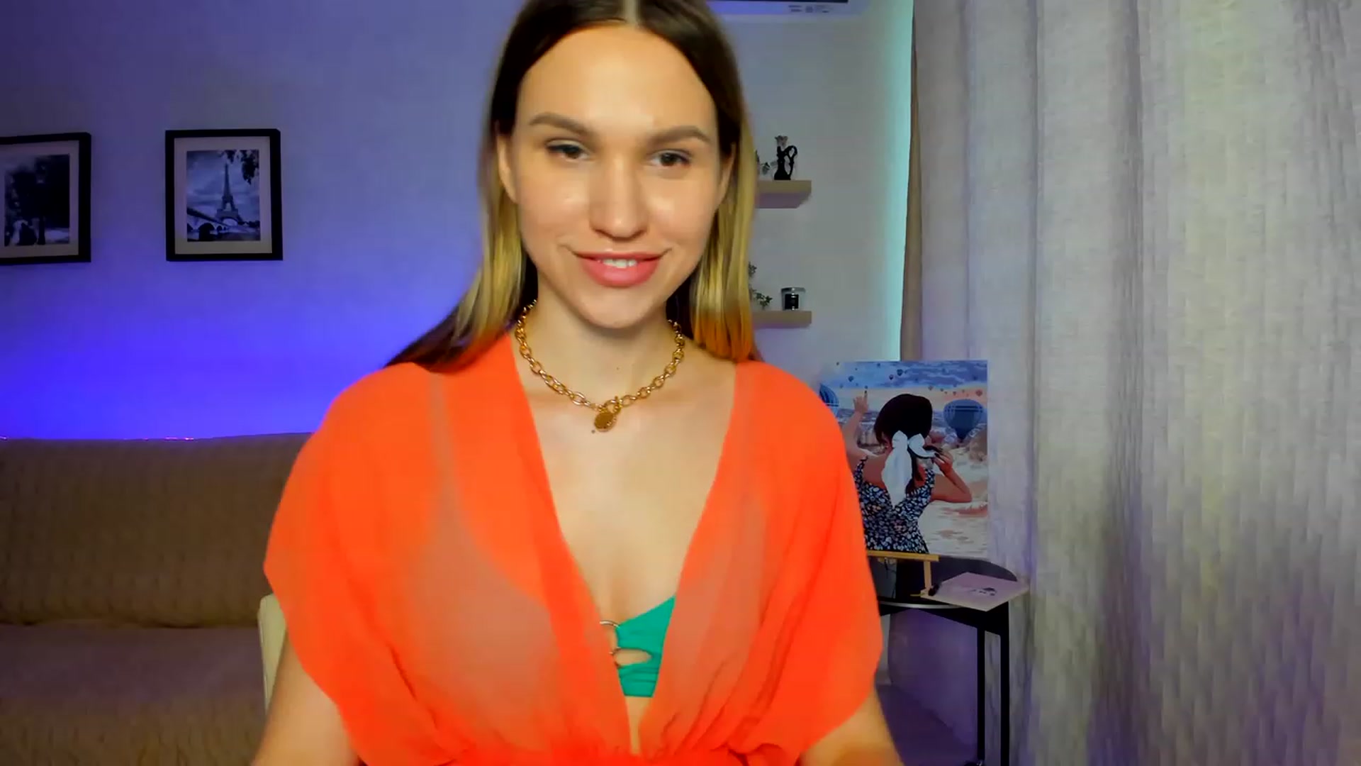 Gallery image thumbnail from WaveOfLove's myfreecams stream on, 03/18/2023, 11:24 image 10 of 20