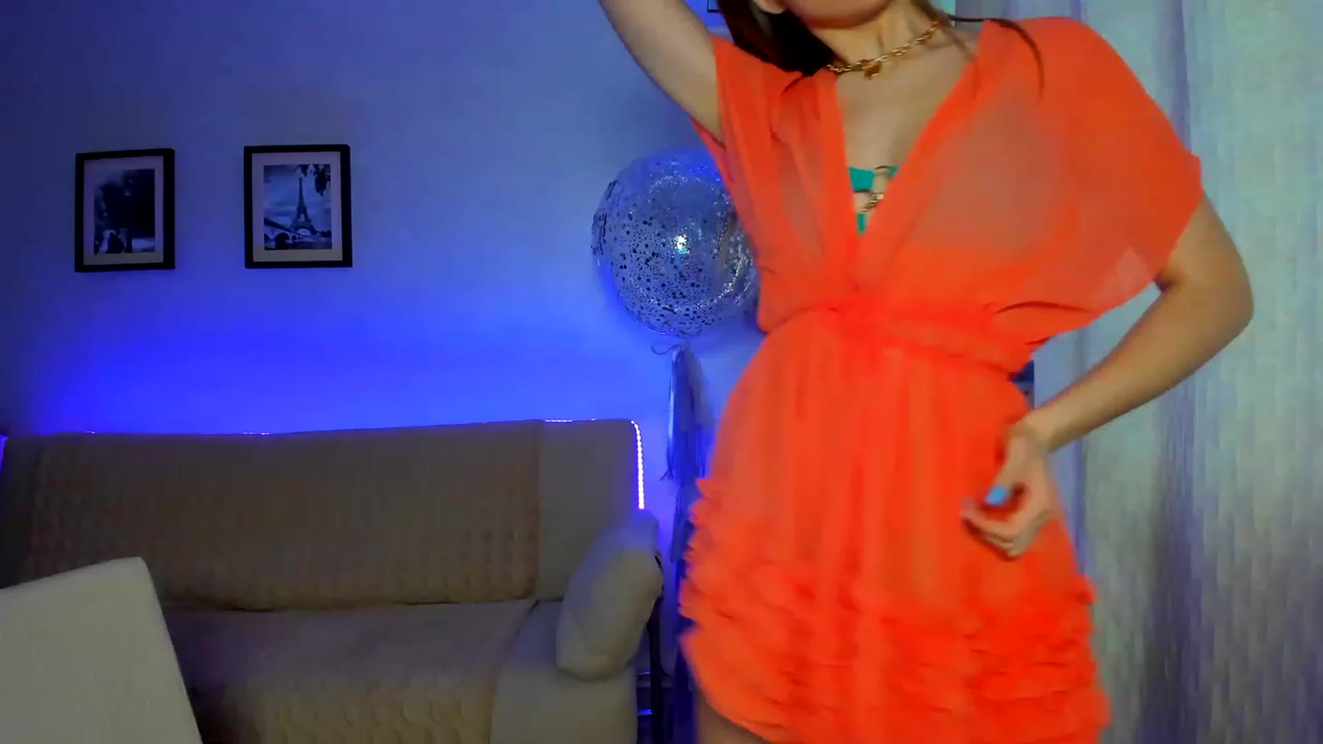 Gallery image thumbnail from WaveOfLove's myfreecams stream on, 03/18/2023, 12:04 image 13 of 20