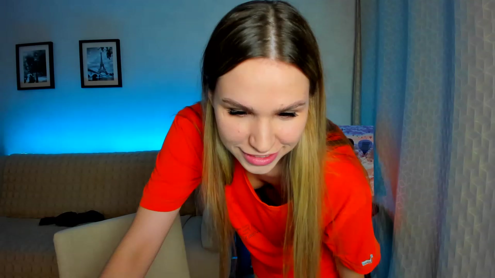 Gallery image thumbnail from WaveOfLove's myfreecams stream on, 03/19/2023, 19:02 image 7 of 20