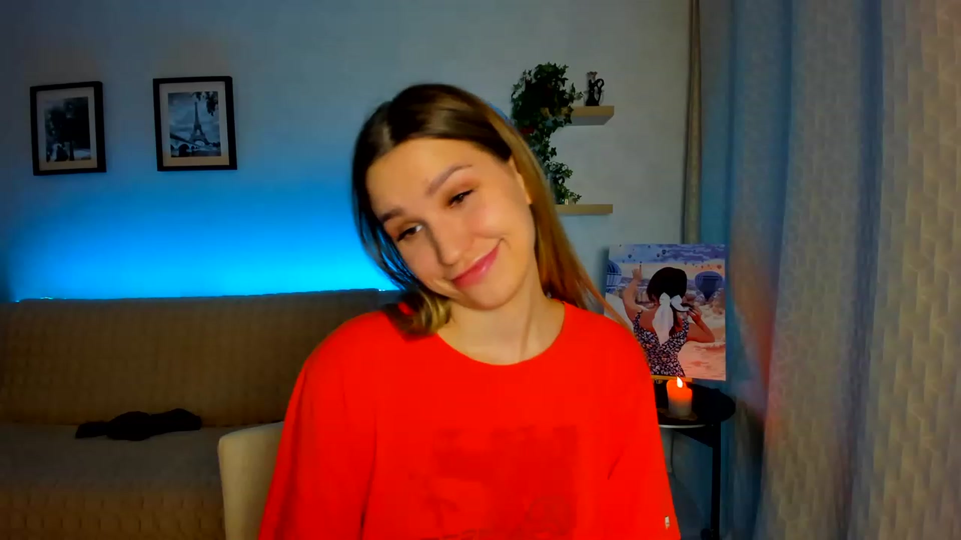 Gallery image thumbnail from WaveOfLove's myfreecams stream on, 03/19/2023, 19:02 image 14 of 20