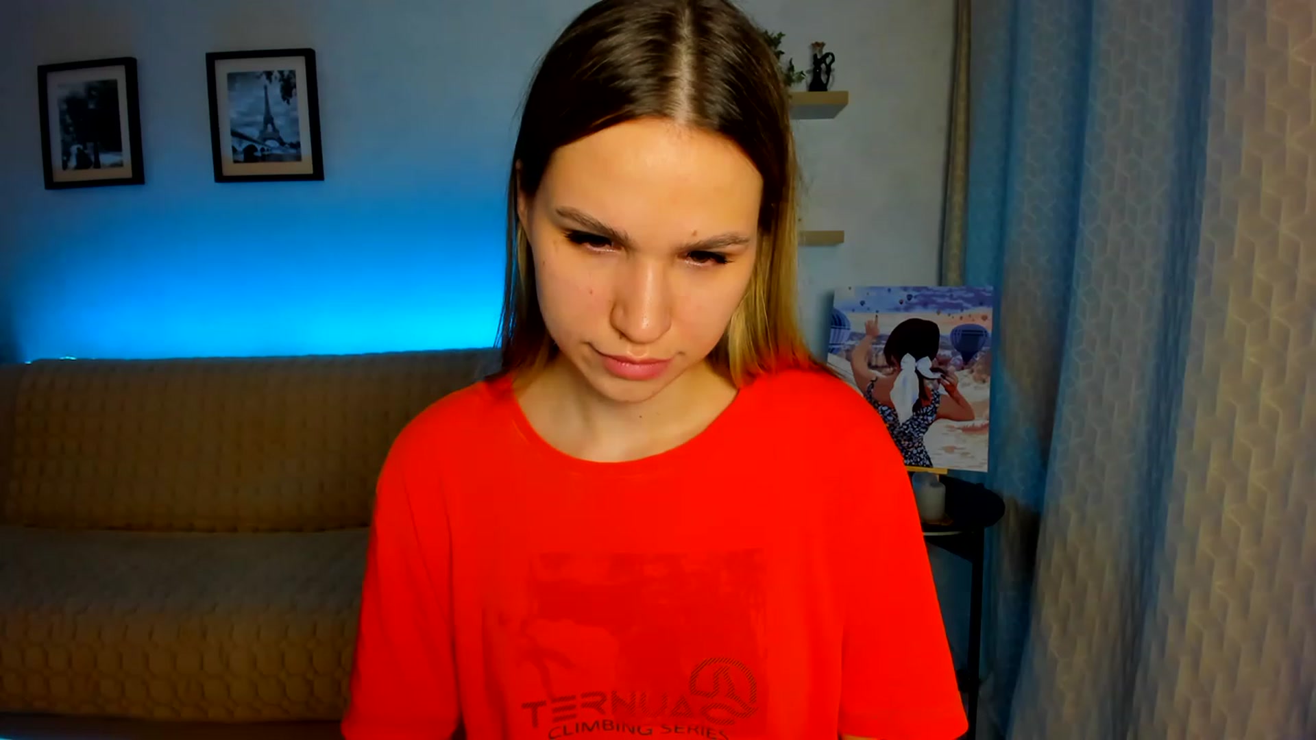 Gallery image thumbnail from WaveOfLove's myfreecams stream on, 03/19/2023, 21:51 image 18 of 20
