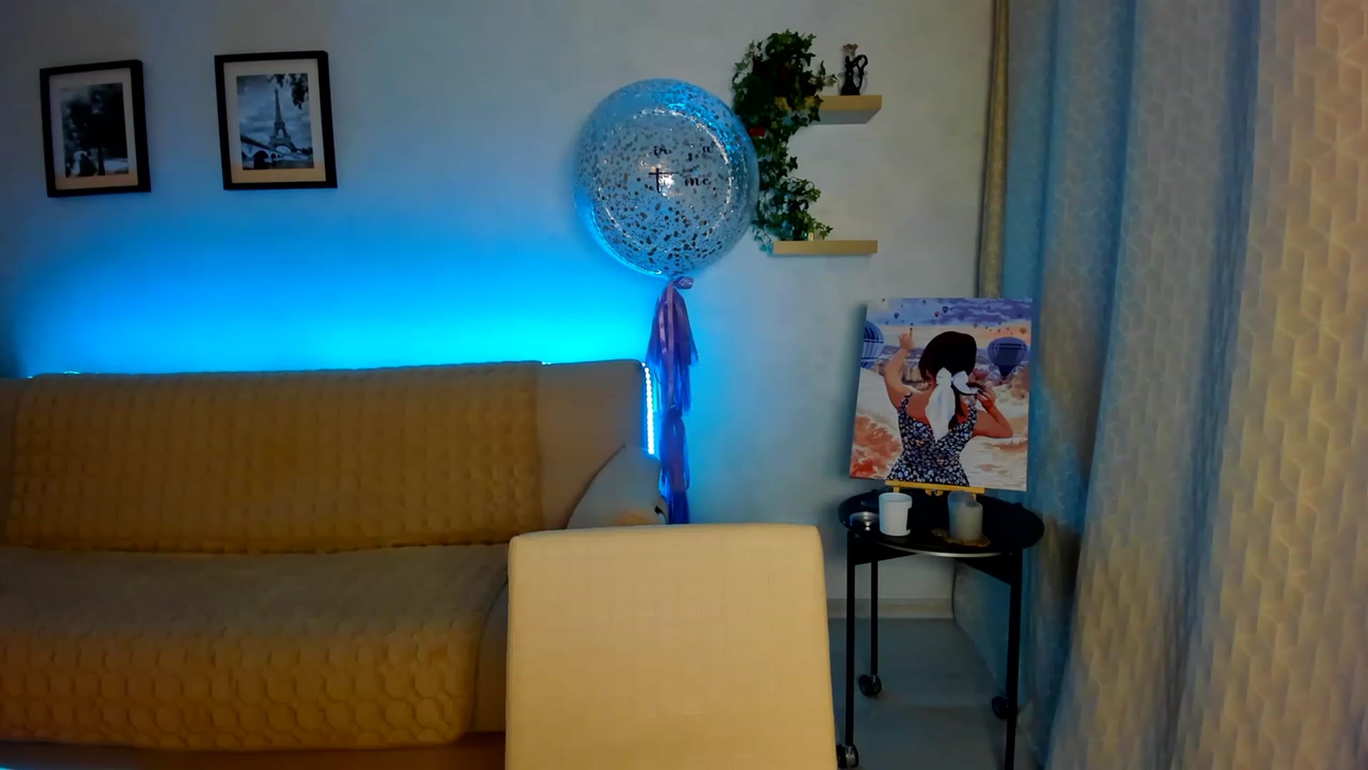 Gallery image thumbnail from WaveOfLove's myfreecams stream on, 03/19/2023, 21:51 image 15 of 20