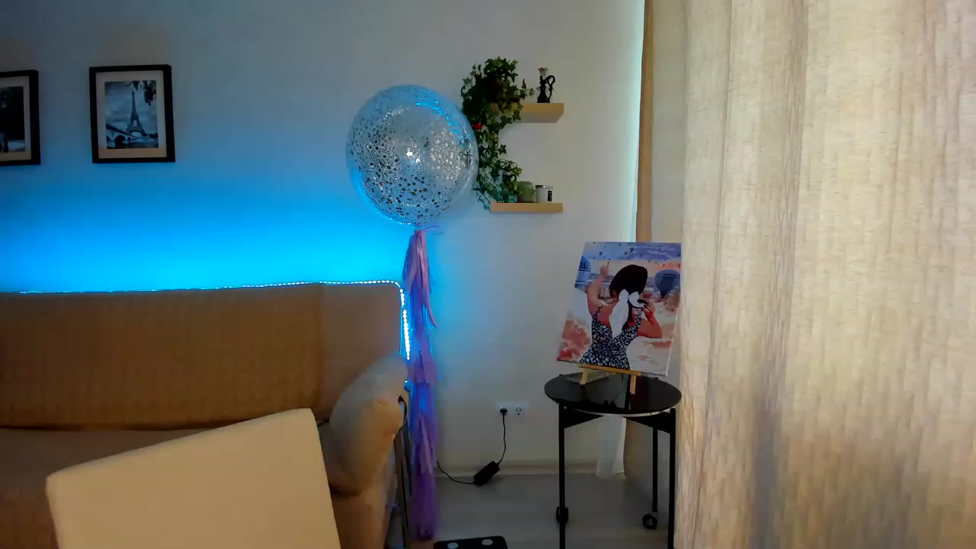 Gallery image thumbnail from WaveOfLove's myfreecams stream on, 03/23/2023, 11:34 image 15 of 20