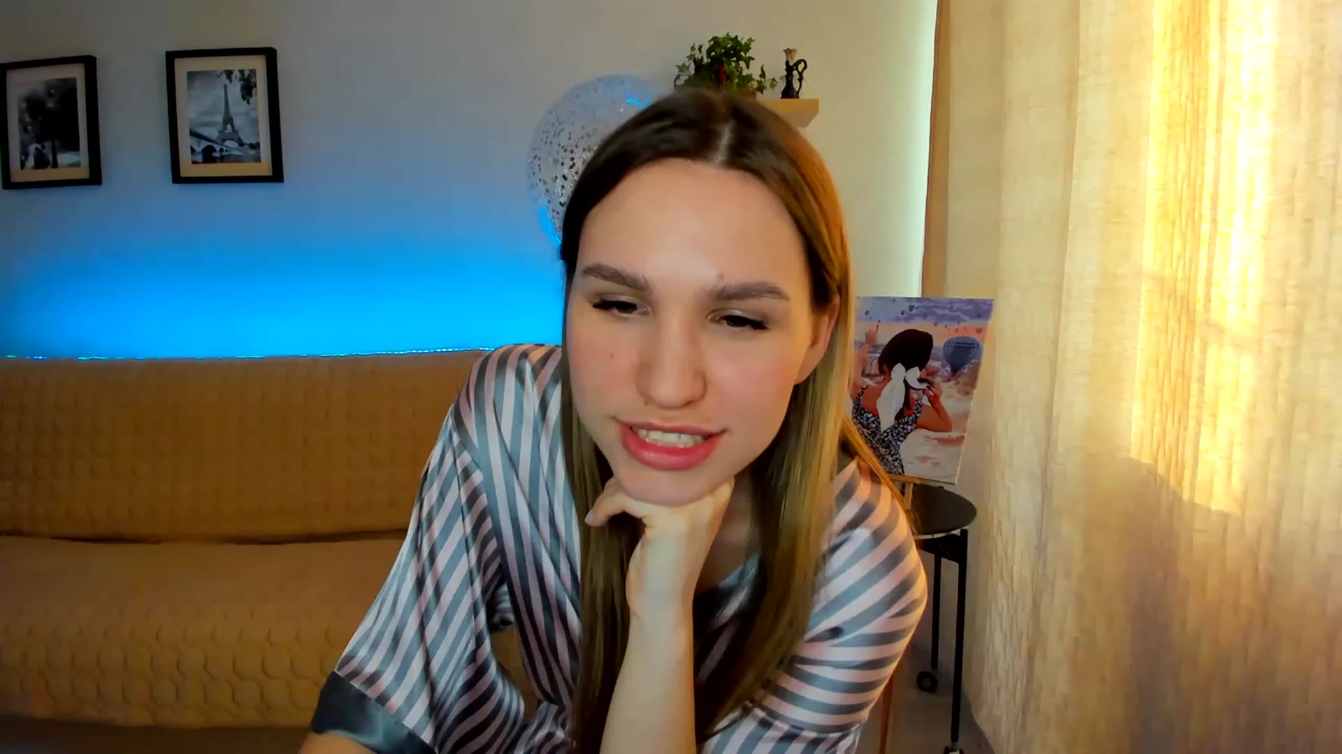 Gallery image thumbnail from WaveOfLove's myfreecams stream on, 03/23/2023, 13:53 image 16 of 20