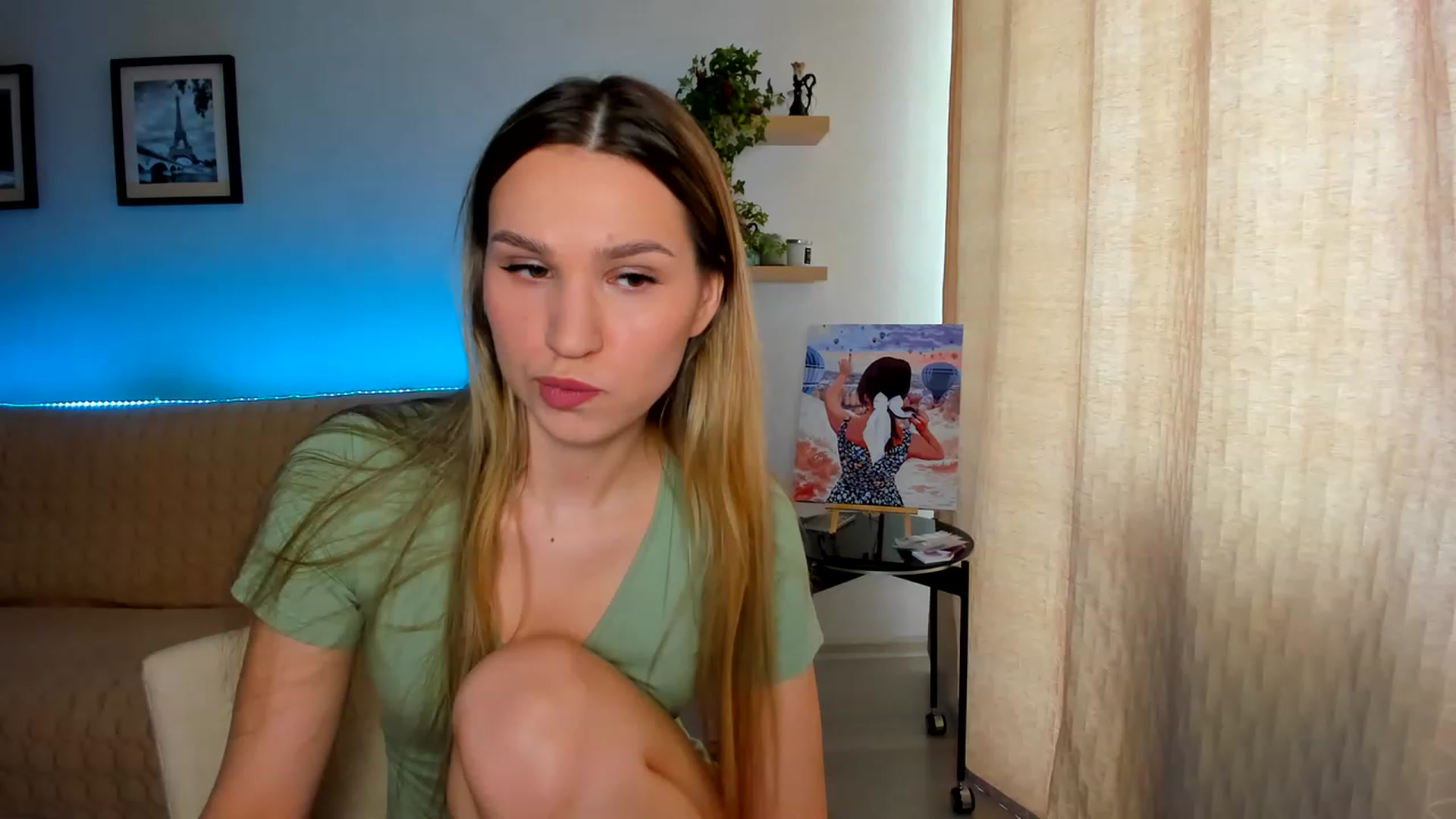Gallery image thumbnail from WaveOfLove's myfreecams stream on, 03/28/2023, 11:59 image 16 of 20