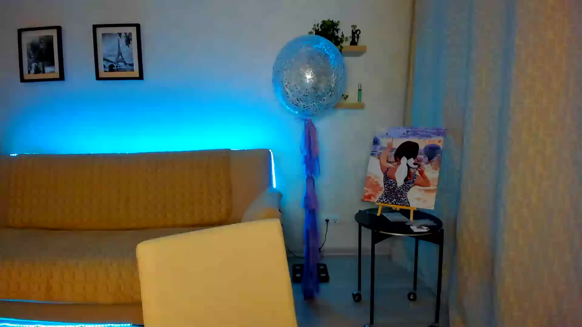 Gallery image thumbnail from WaveOfLove's myfreecams stream on, 03/31/2023, 18:07 image 4 of 20
