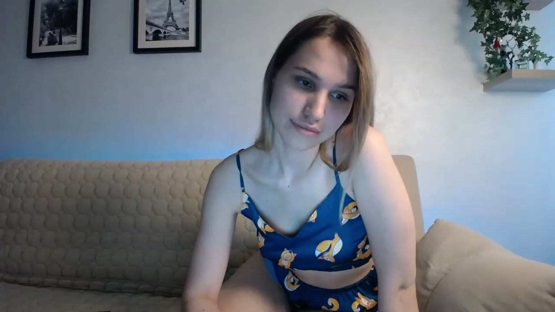 Gallery image thumbnail from WaveOfLove's myfreecams stream on, 04/25/2023, 11:35 image 5 of 20