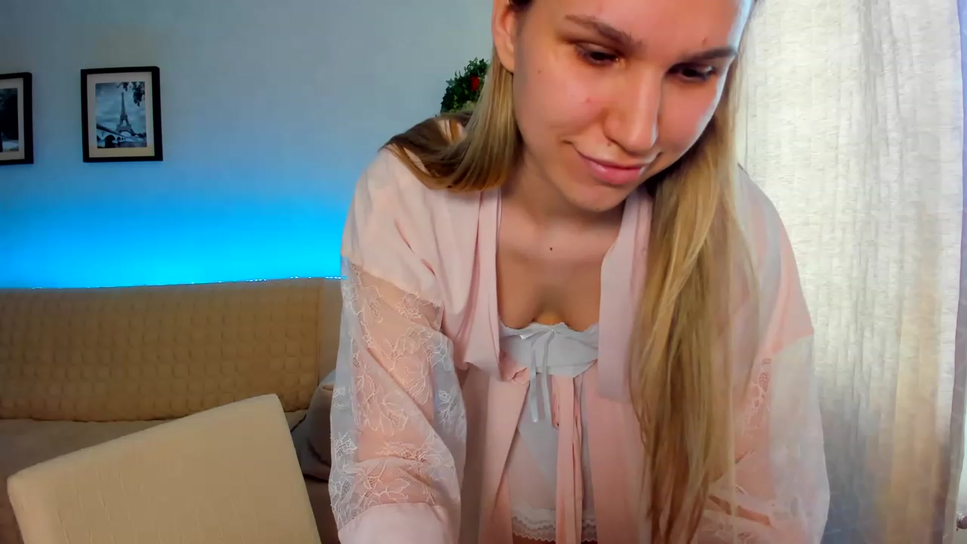 Gallery image thumbnail from WaveOfLove's myfreecams stream on, 05/22/2023, 11:41 image 14 of 20