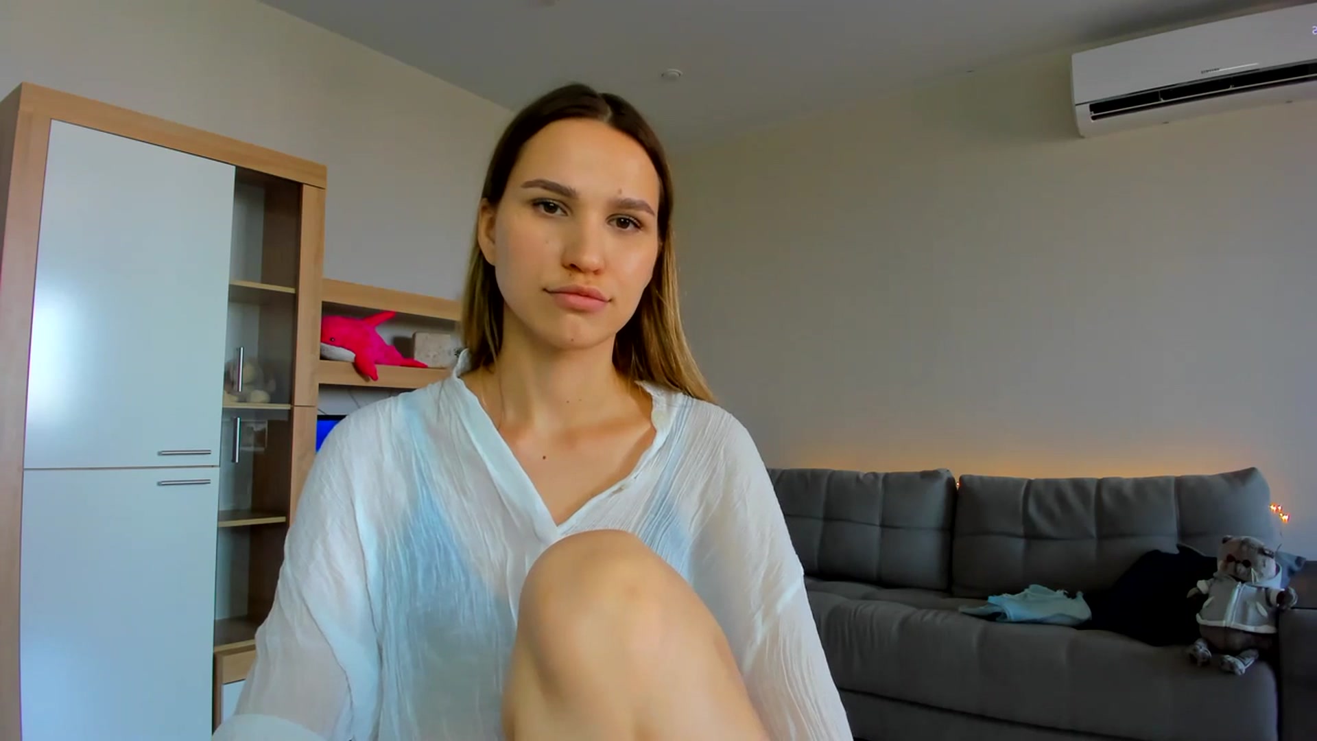 Gallery image thumbnail from WaveOfLove's myfreecams stream on, 07/06/2023, 12:58 image 10 of 20