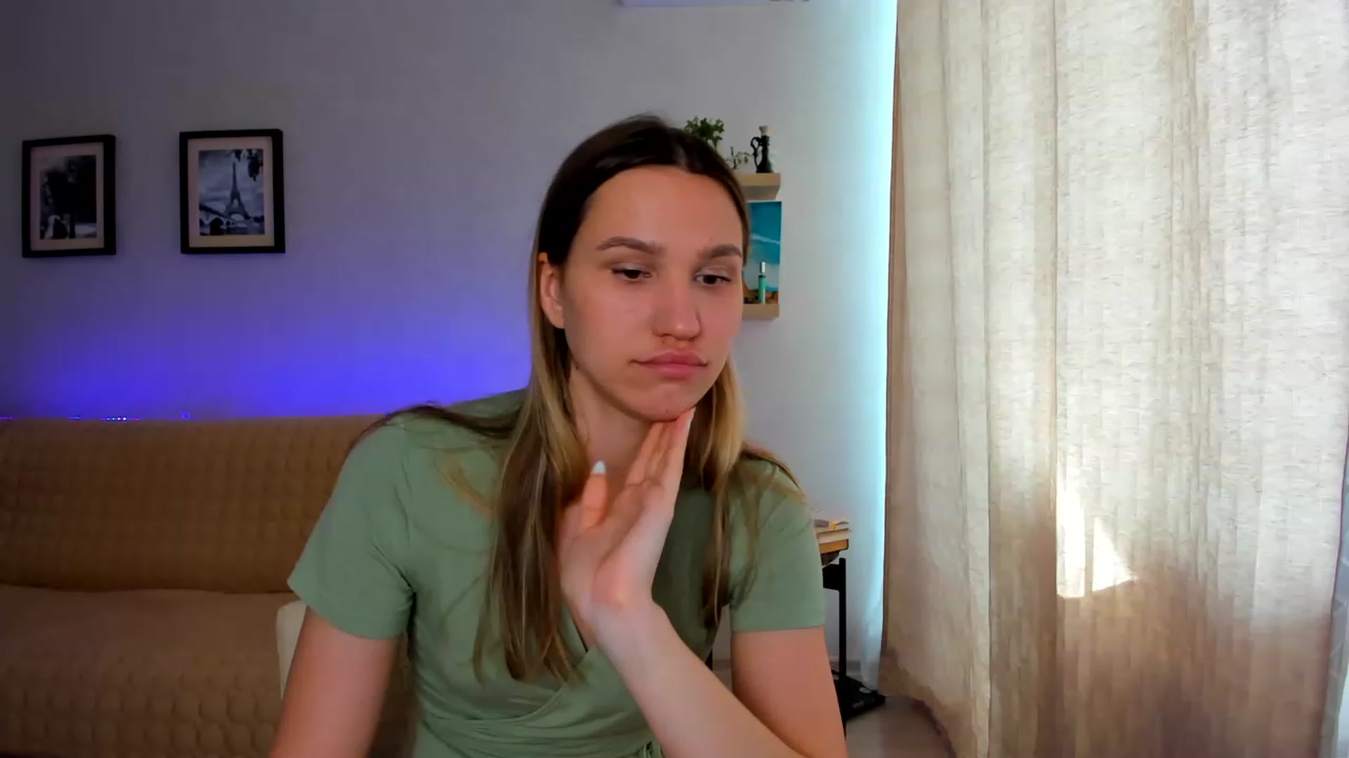 Gallery image thumbnail from WaveOfLove's myfreecams stream on, 07/12/2023, 12:41 image 19 of 20